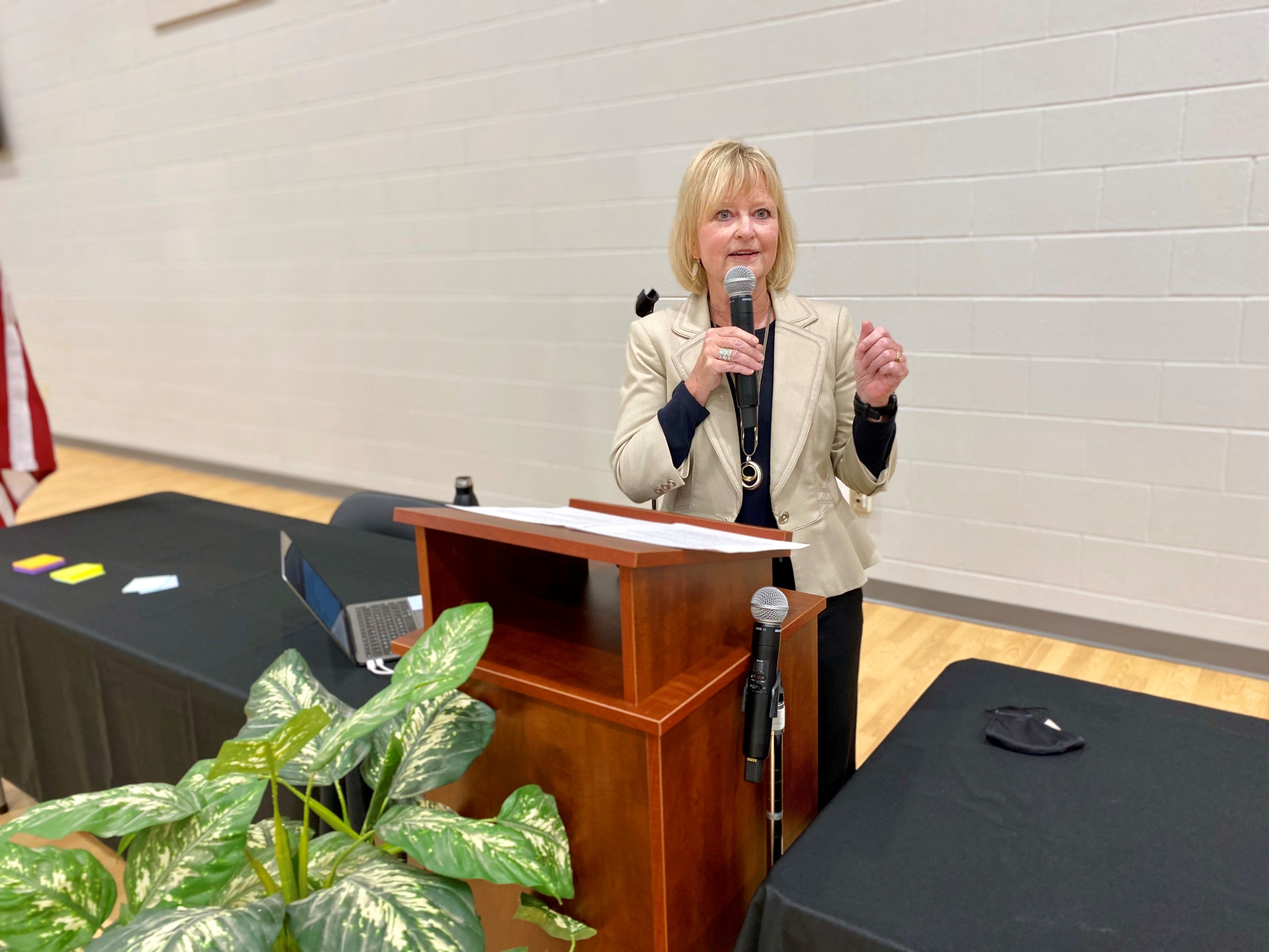 Noblesville Schools: Superintendent Beth Niedermeyer To Retire