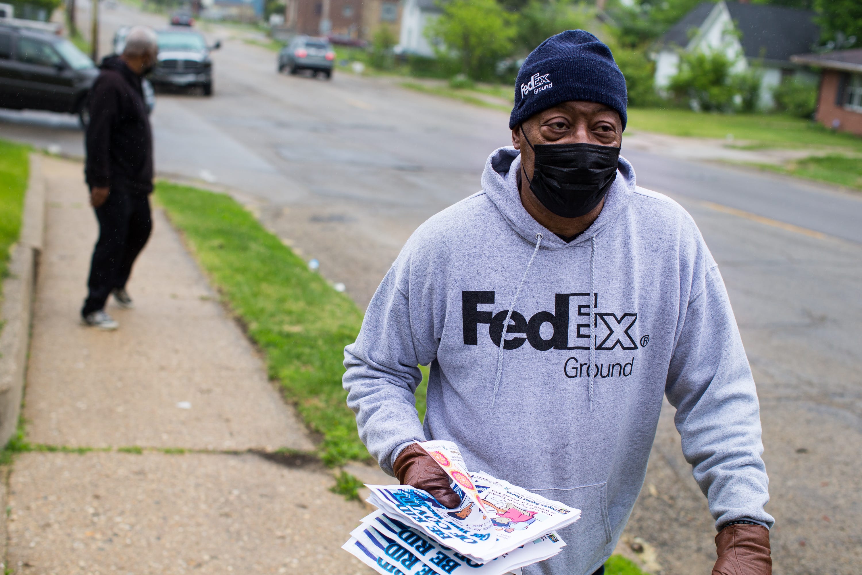 Pilgrim Baptist Church Volunteers Raise Awareness For Covid Vaccine