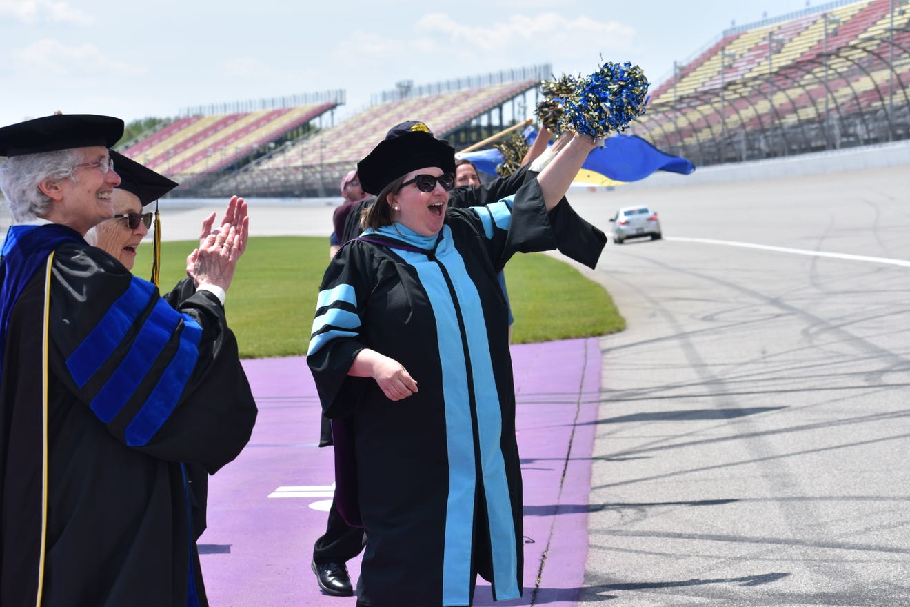 Siena Heights University honors 2021 grads at MIS commencement