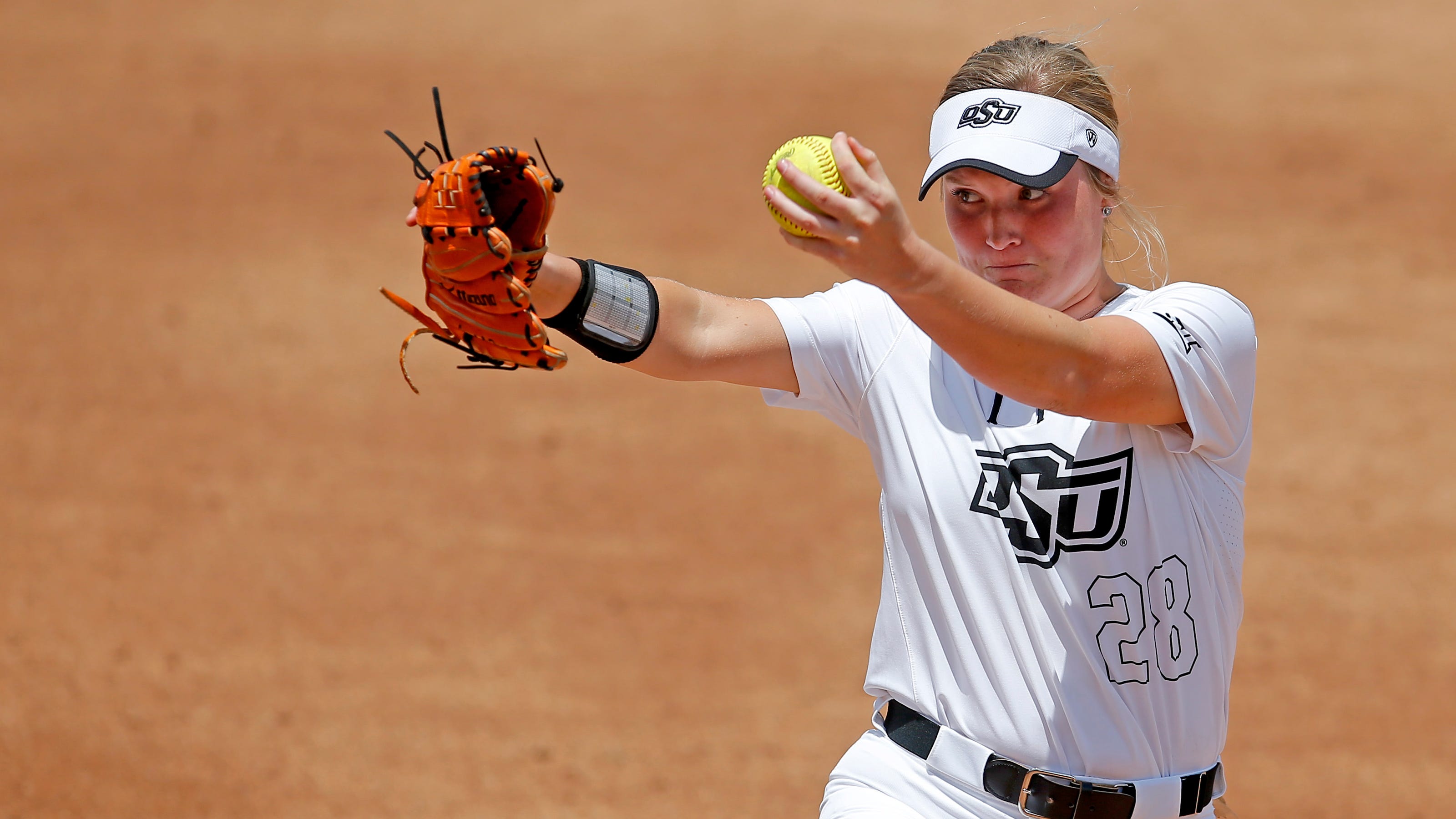 Oklahoma State softball Kelly Maxwell emerging as pitching staff ace