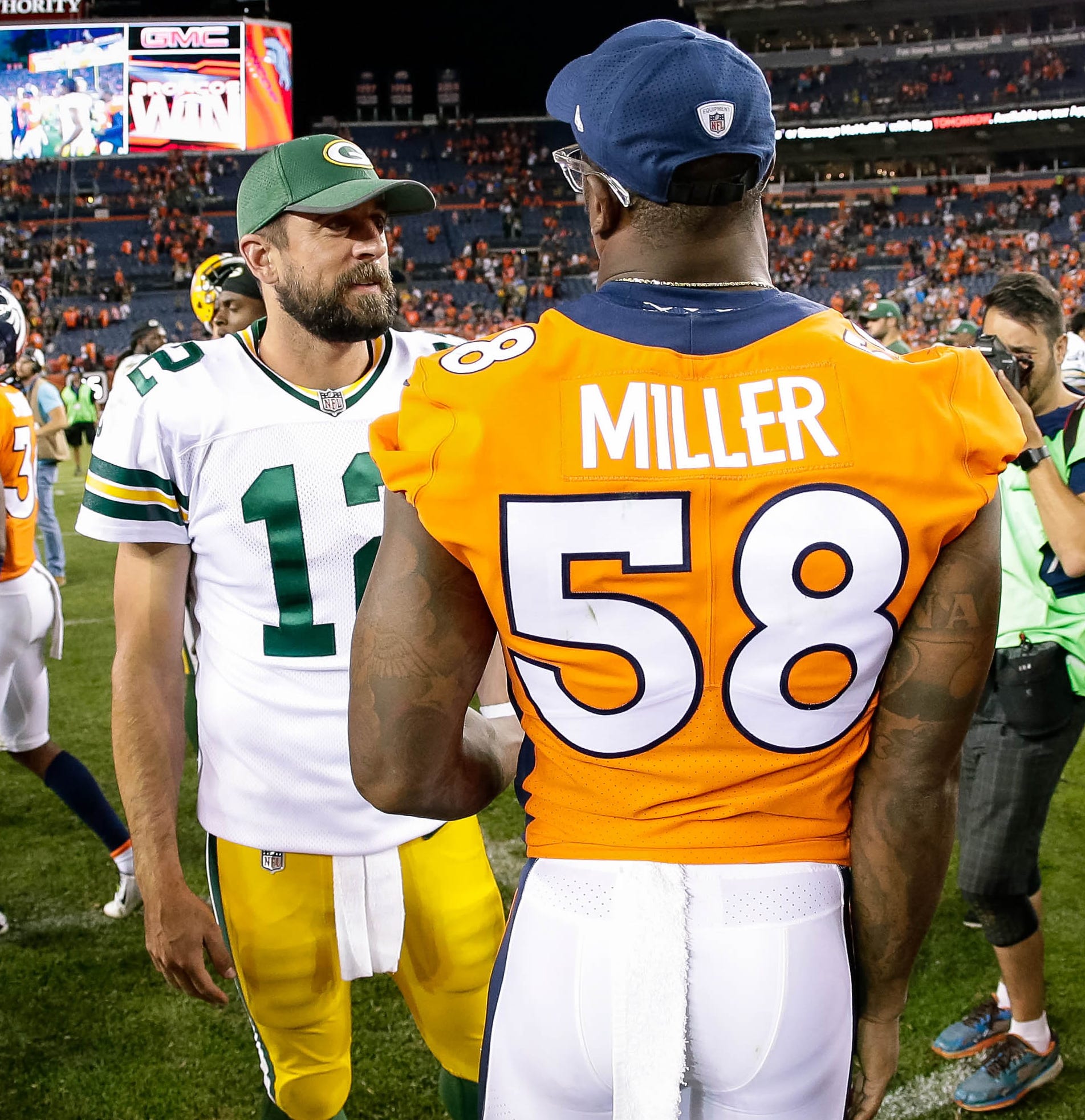 Aaron Rodgers ponders Packers' Jordan Love decision: 'One option'