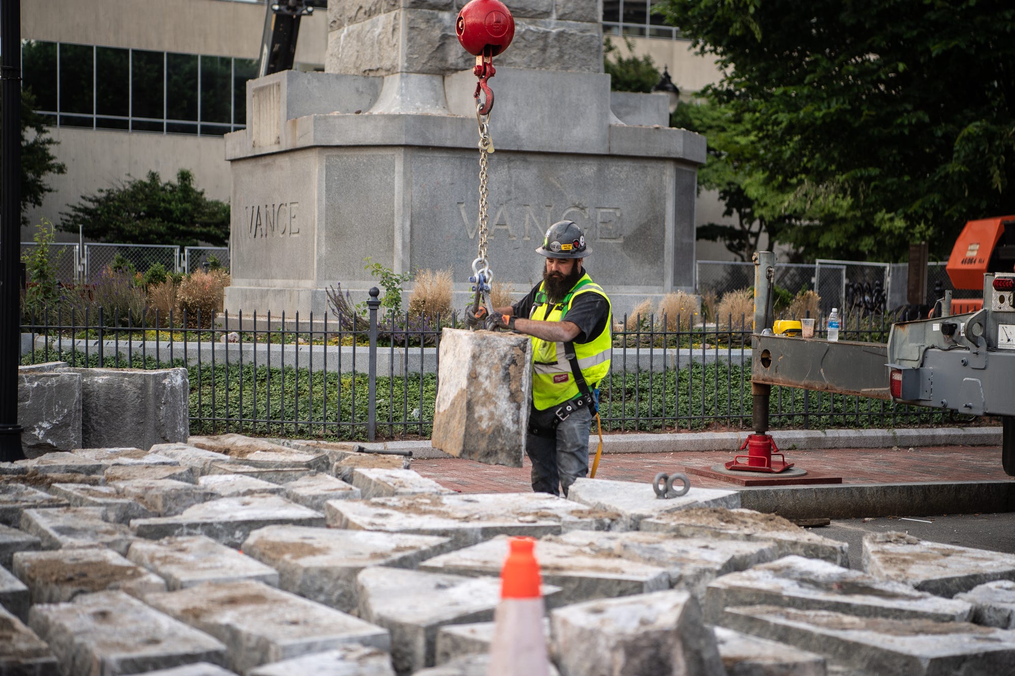 Asheville Vance Monument Appeal Set For Review By NC Appellate Court