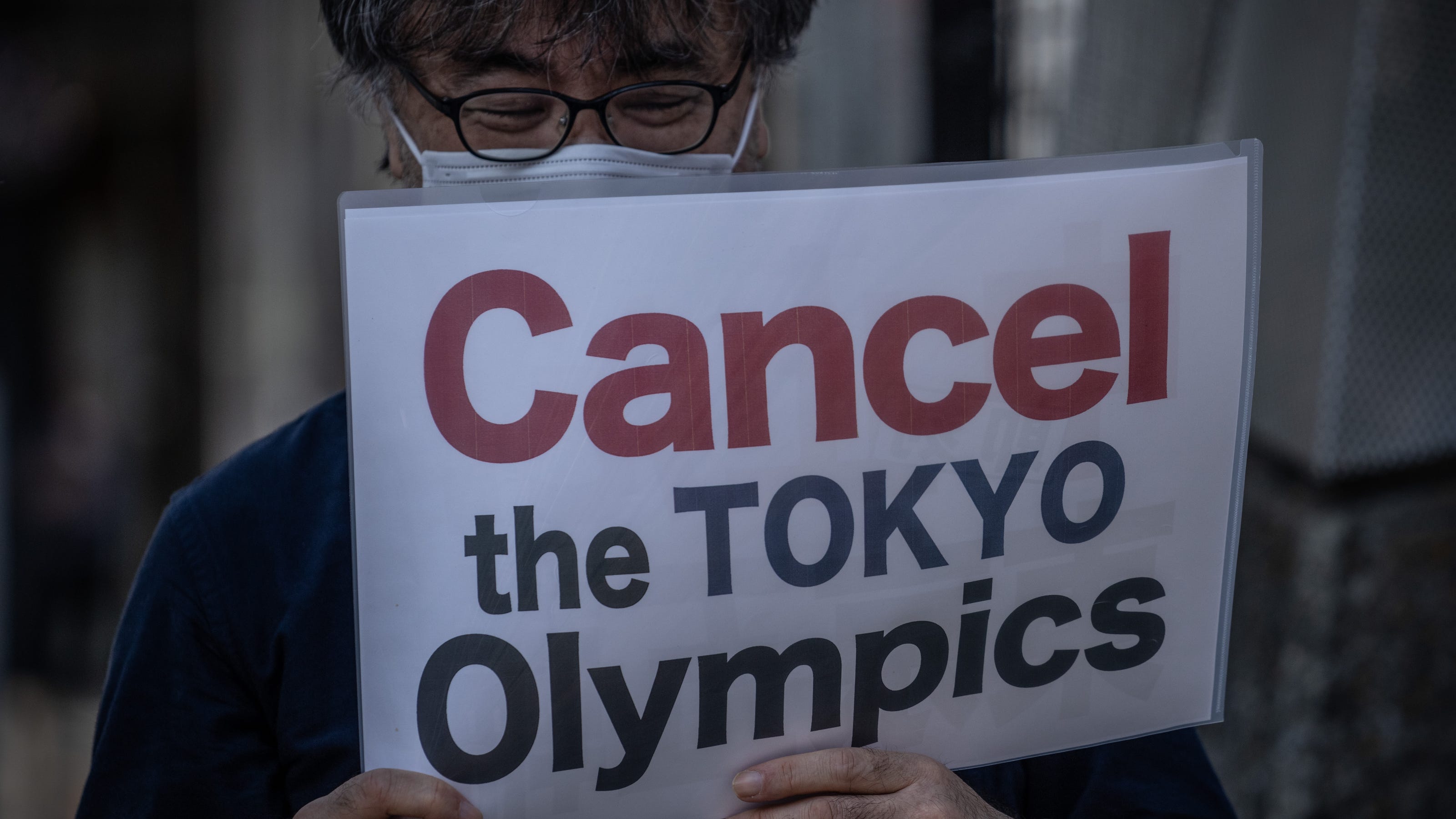 Tokyo Summer Olympics should be canceled, major Japan newspaper says