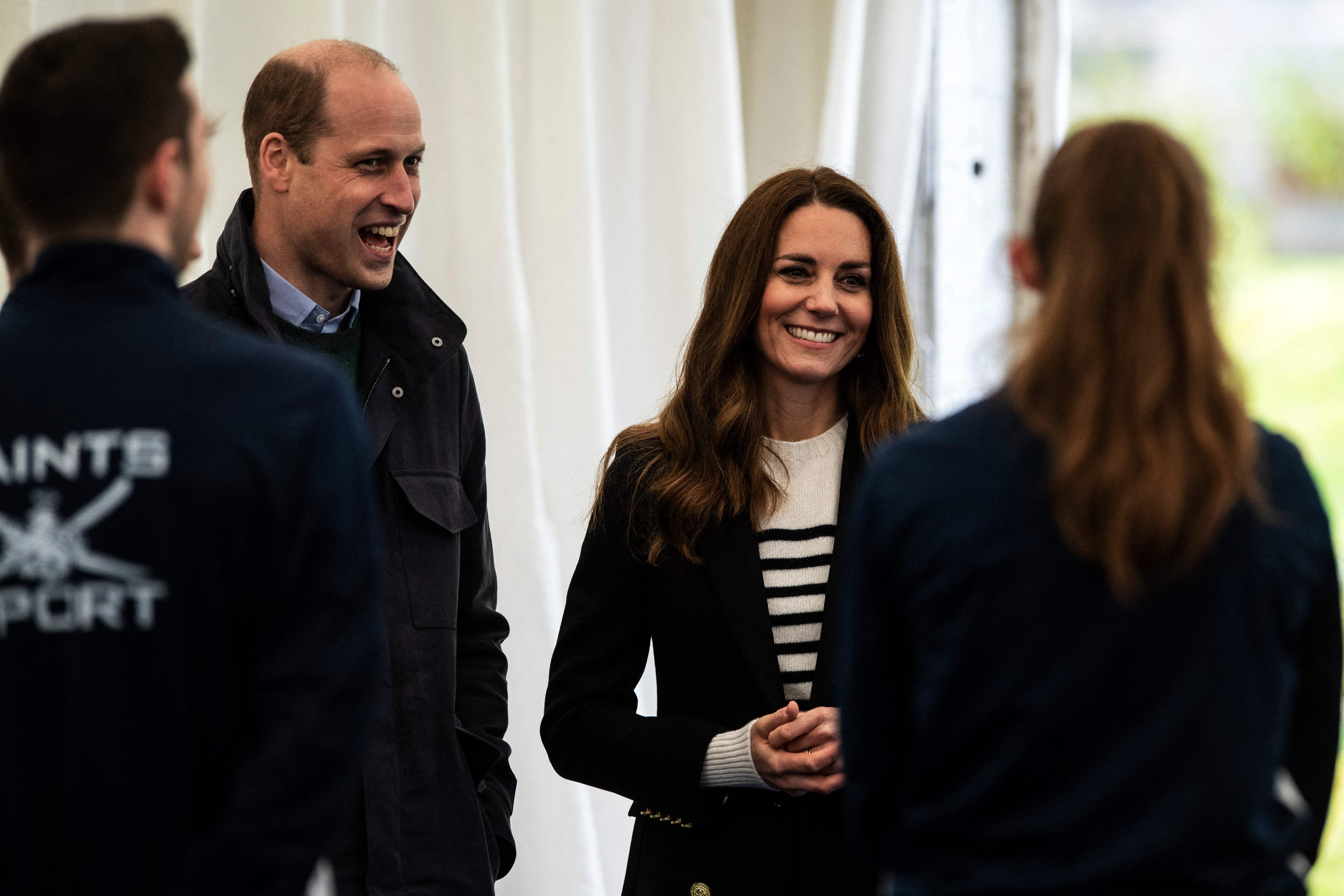 Prince William Kate Visit Scotland Return To College Where They Met