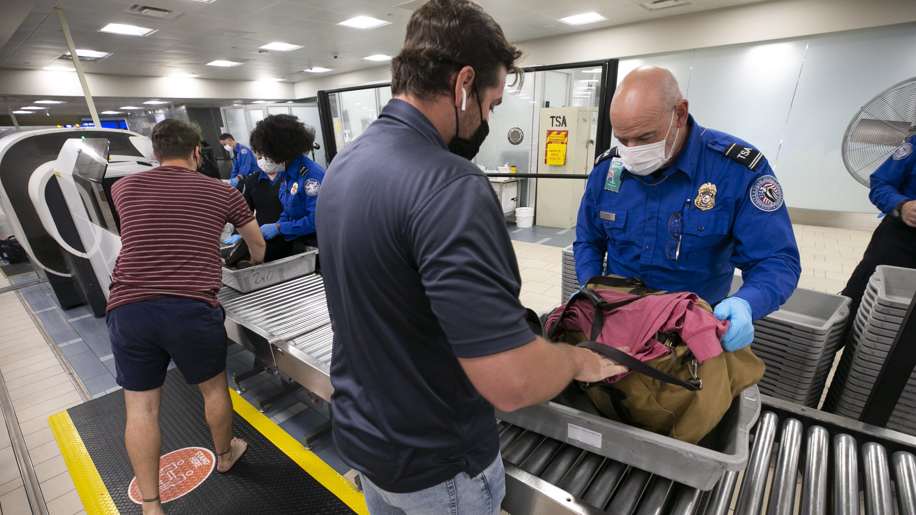 us travel airport security