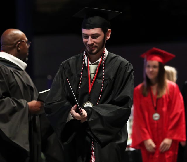 New Smyrna Beach High School Class Of 21 Graduates