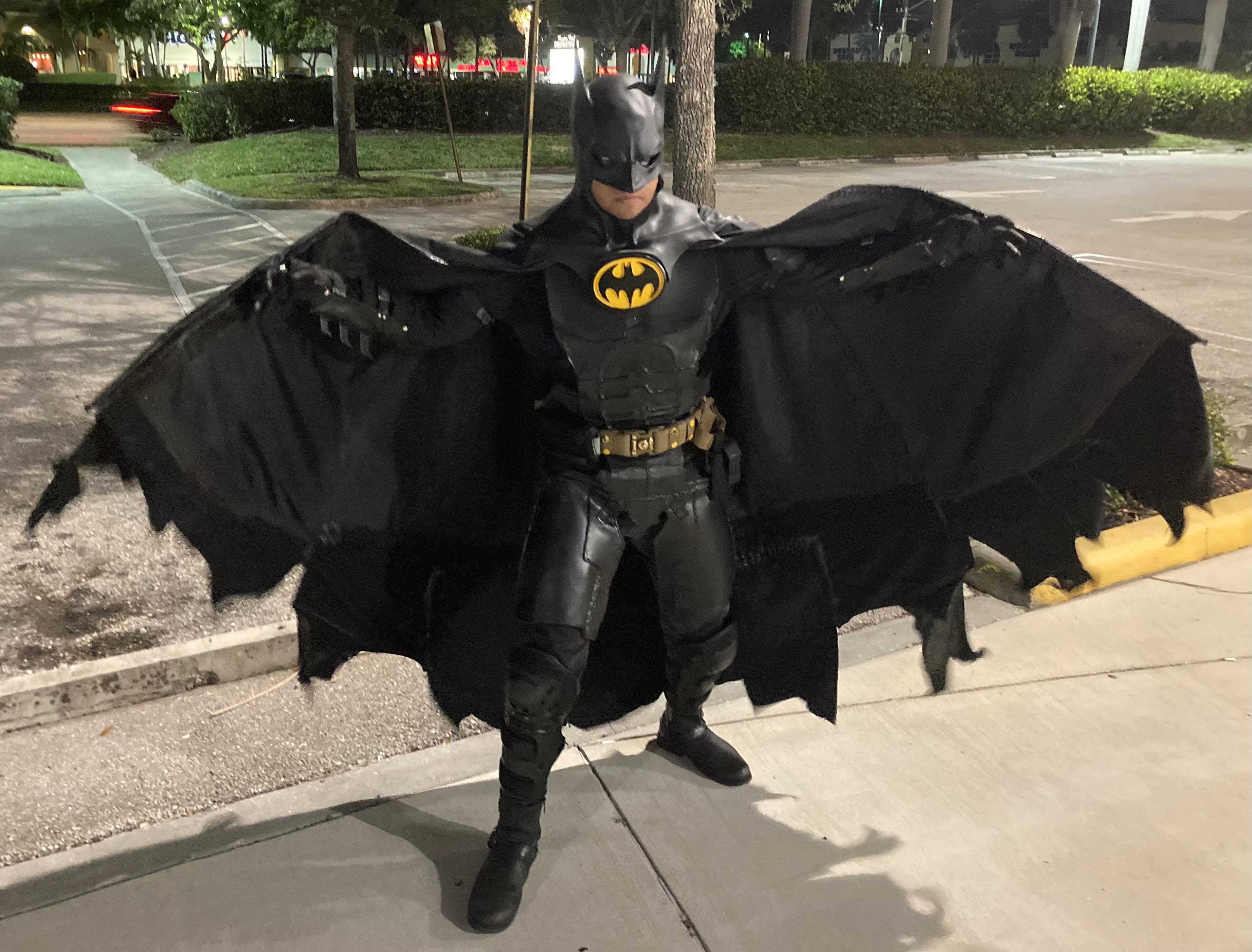 Good Samaritan man dressed as Batman has patrolled Boynton for months