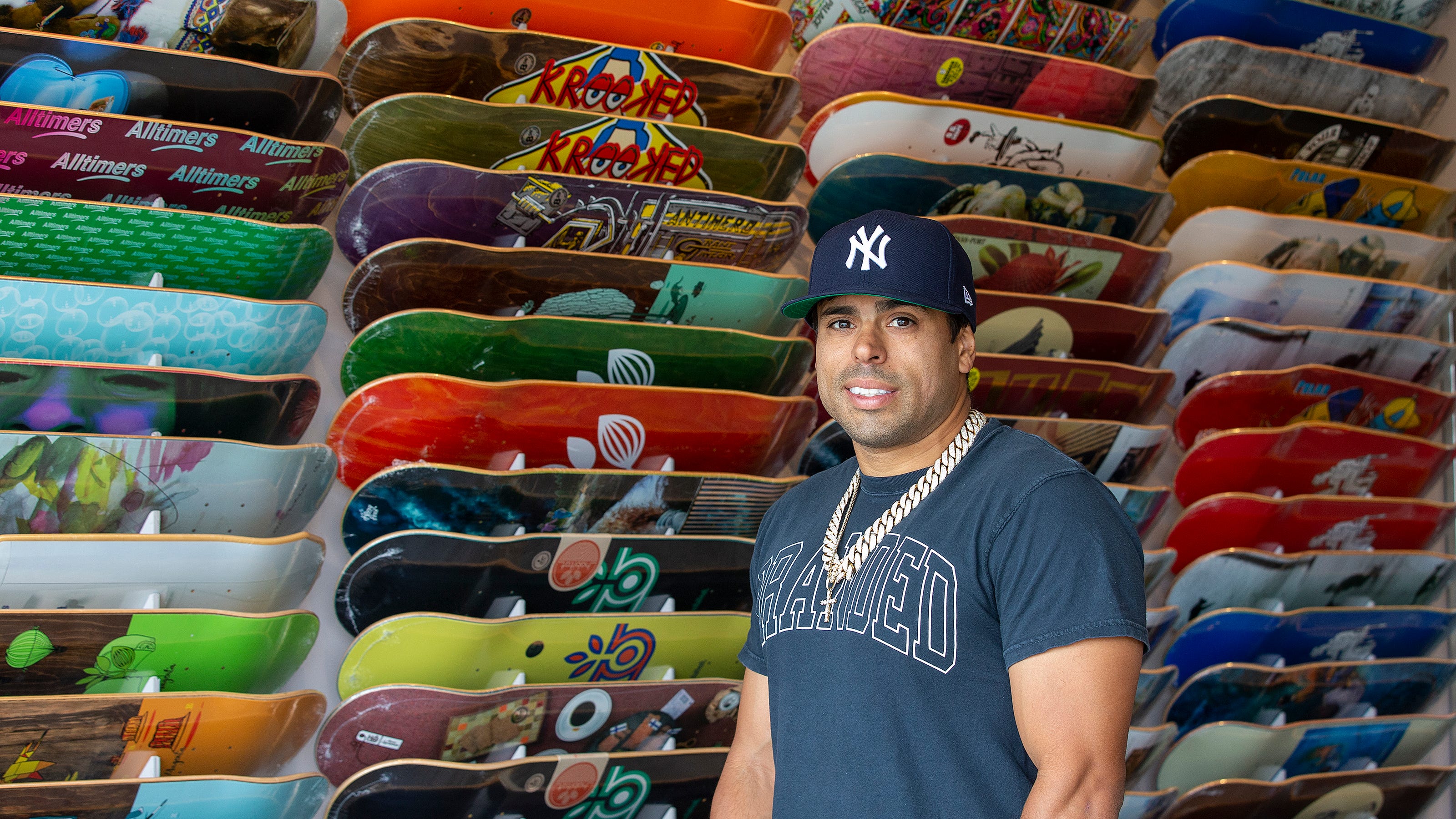 radioactiviteit Boos Rauw Branded Skate Shop in Long Branch: Built by love of sneakers, skateboards