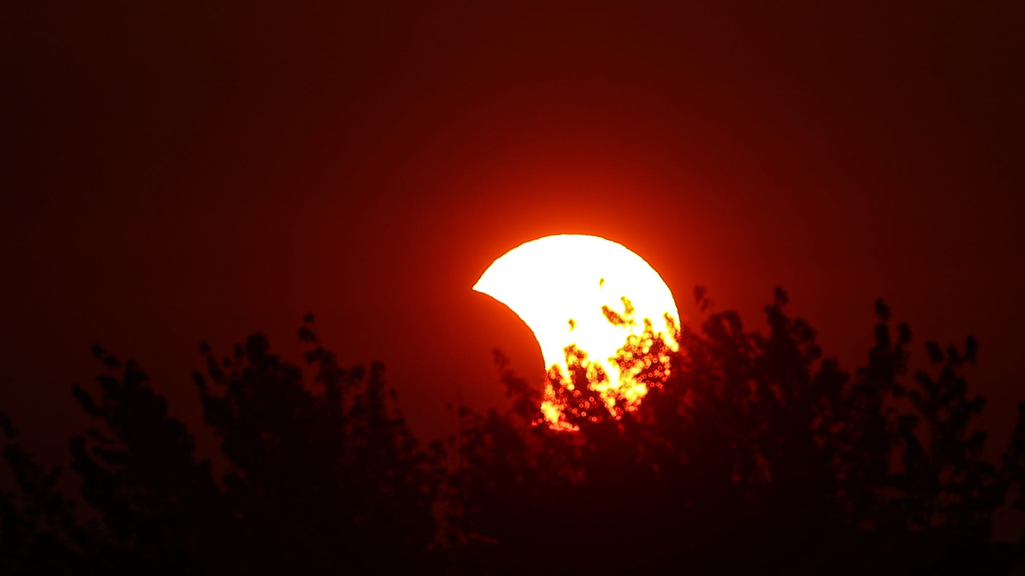 Video of solar eclipse from Fond du Lac, Wisconsin