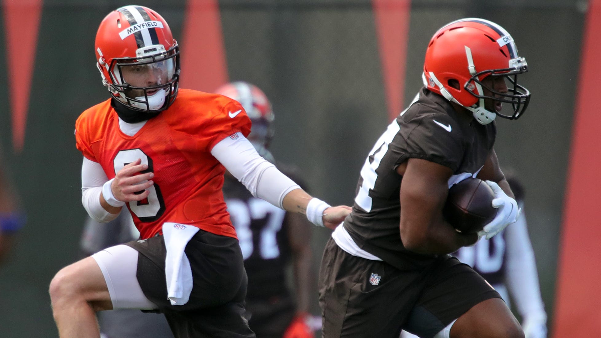 Browns Pro Bowlers Nick Chubb, Denzel Ward want to remain in Cleveland