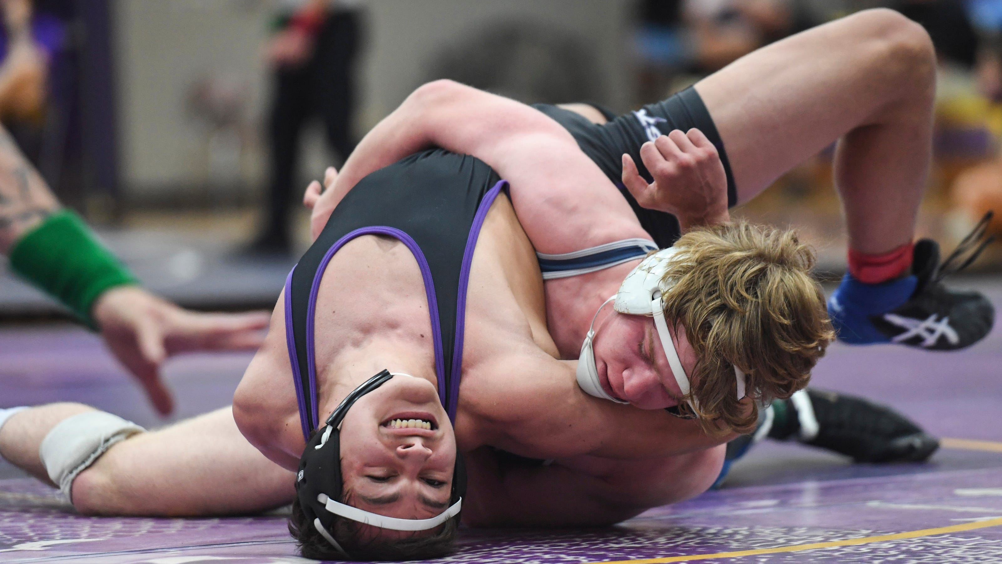 WNC wrestling results from NCHSAA West Regionals 2021