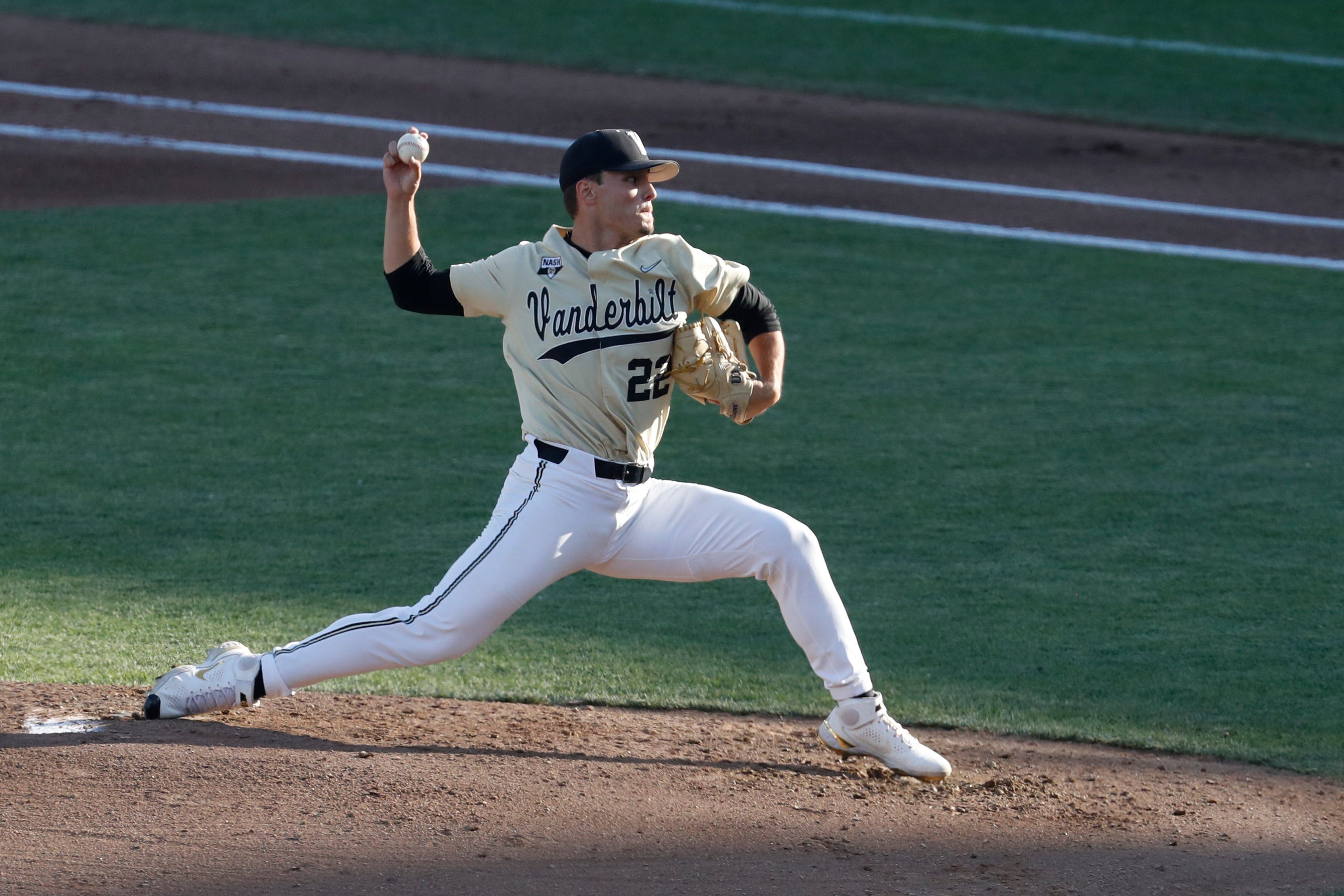 Vanderbilt baseball coach Tim Corbin: 'Wish we could use' Rocker, Leiter at  Arlington tournament - BVM Sports