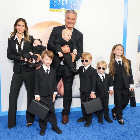 Hilaria Baldwin, Alec Baldwin and their children, 