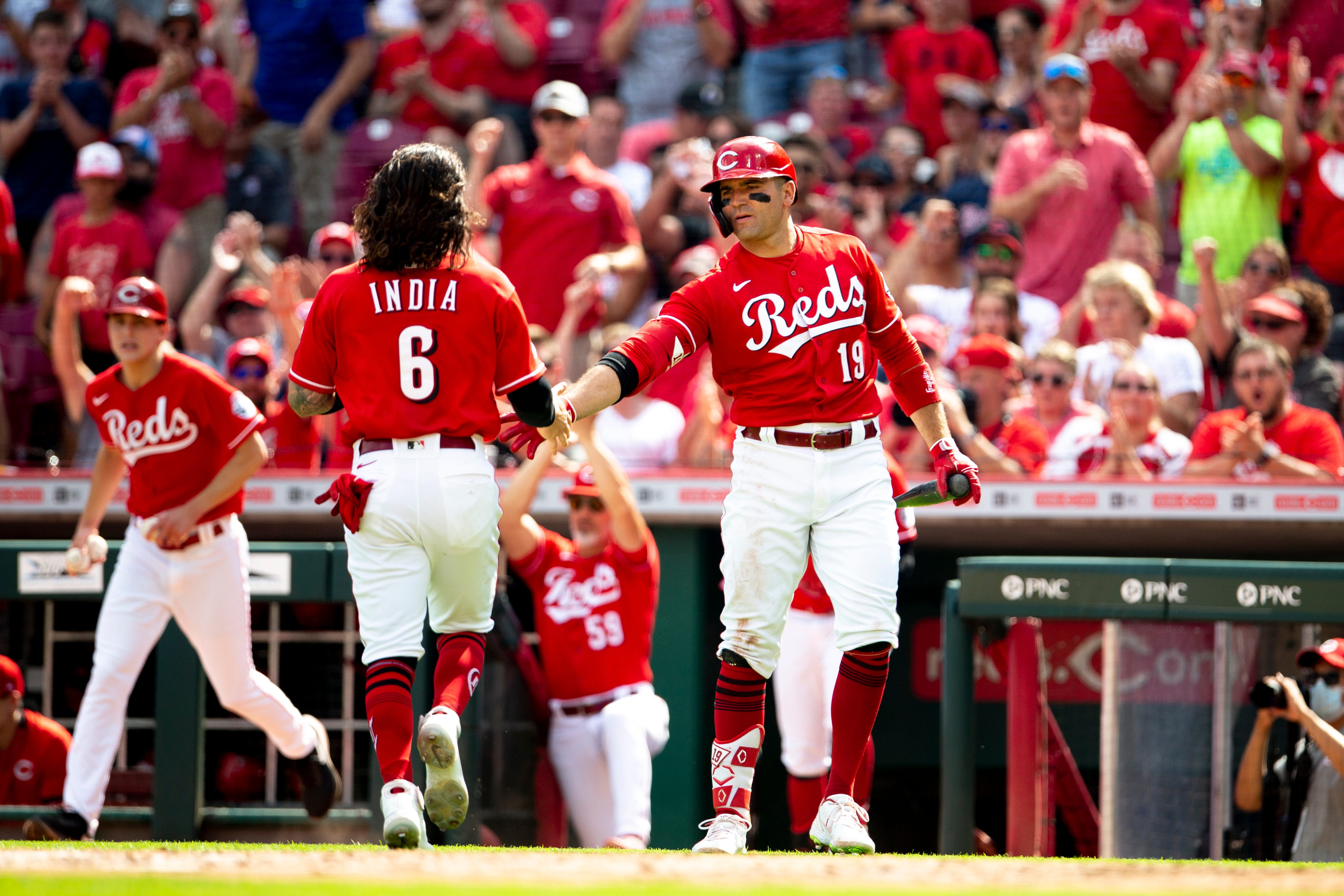 Cincinnati Reds: Joey Votto, Jonathan India Win National League Awards