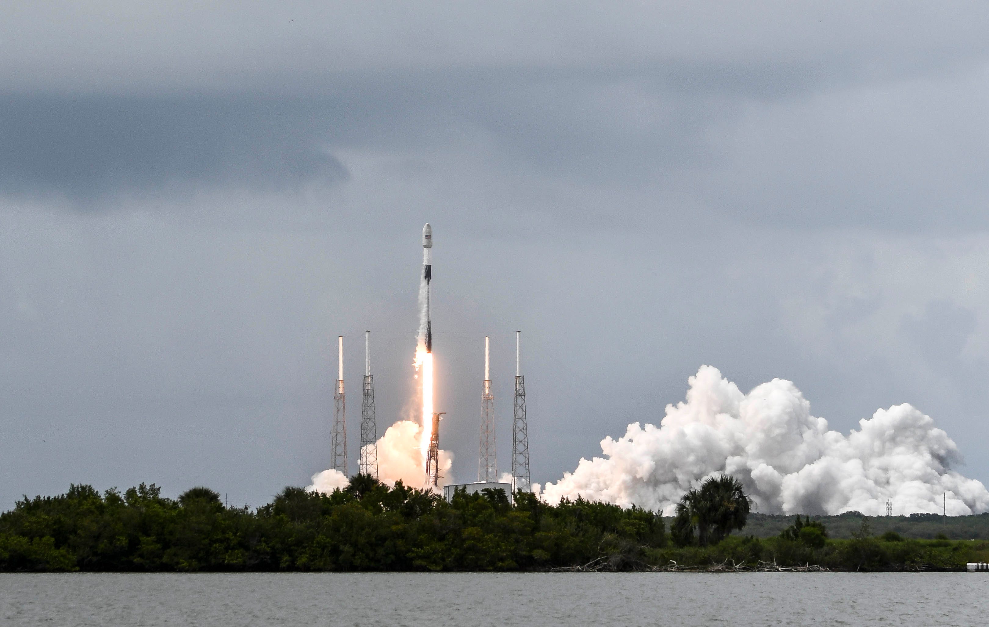Updates Watch SpaceX launch, return for Cape Canaveral landing