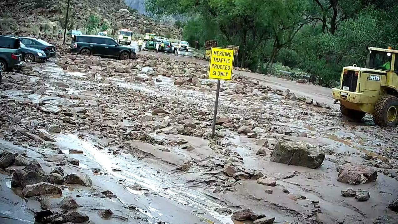 Zion National Park flash flood, mudslide causes shuttles to close