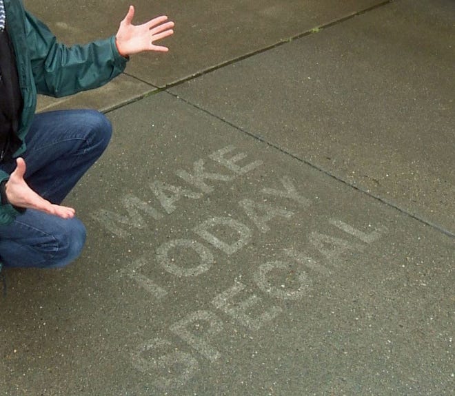 Worcester poets sought for 'A Walk in the Woo' sidewalk ...
