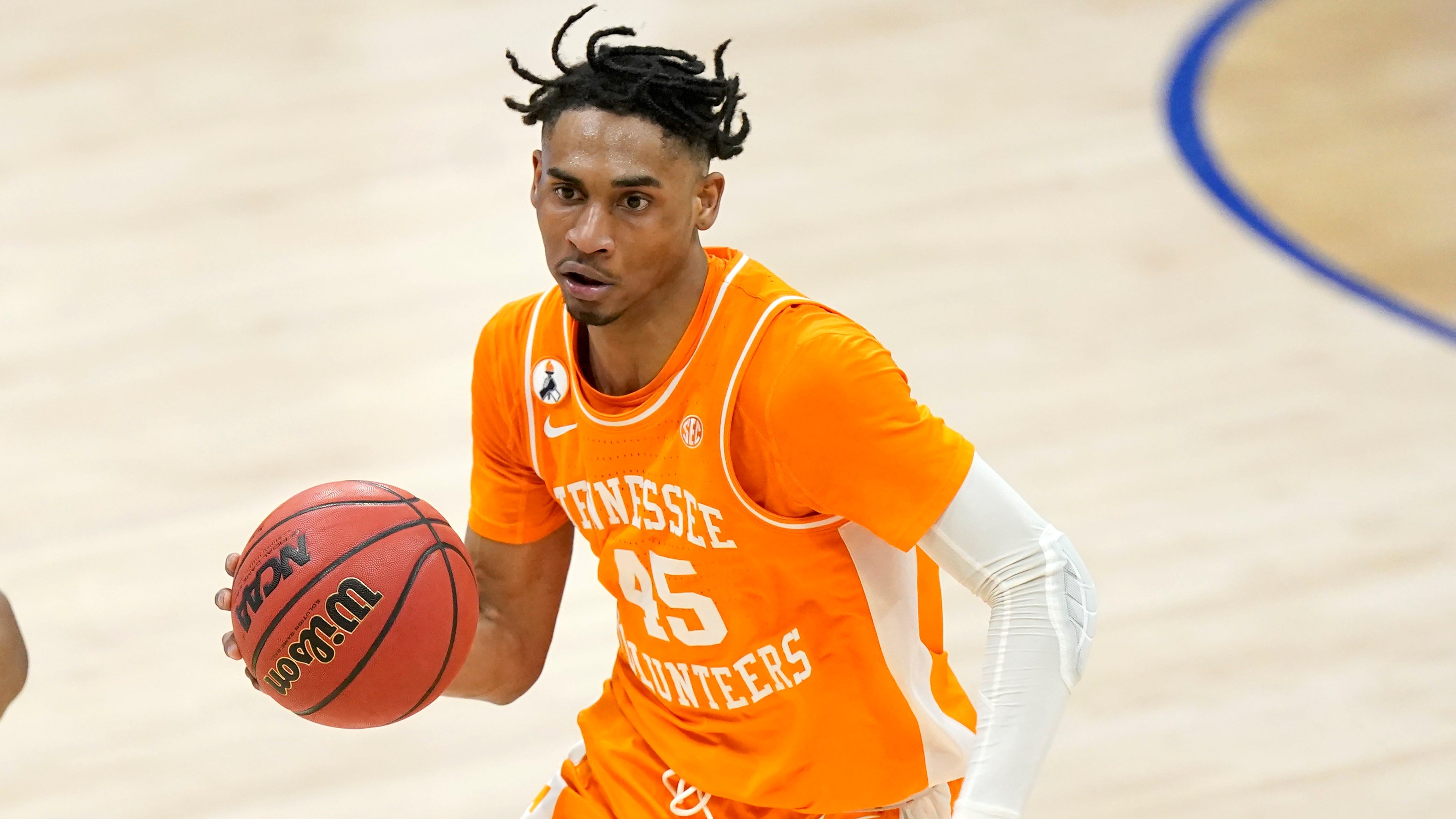 Clippers draft picks: Los Angeles selects Tennessee G Keon Johnson