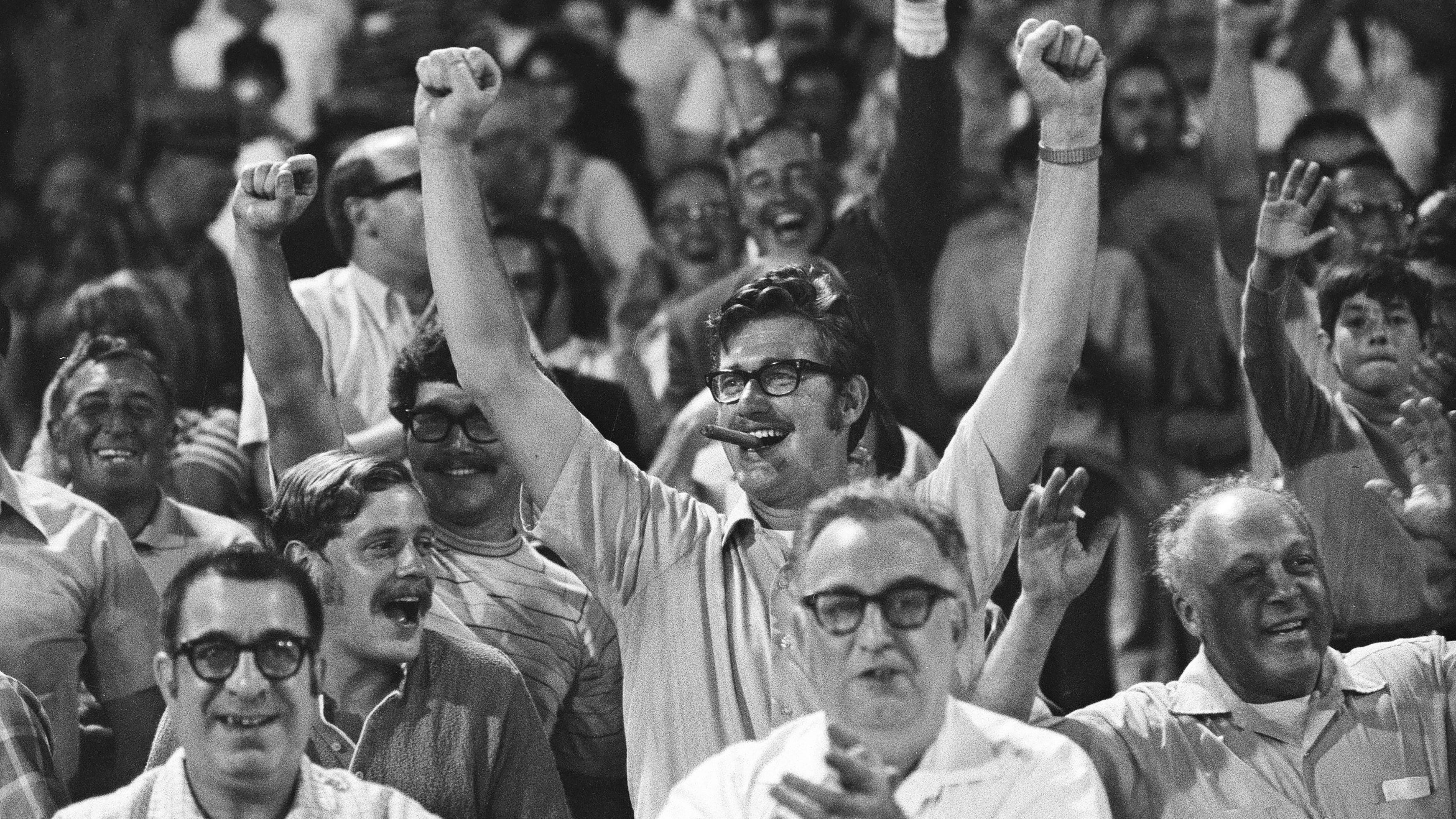 Dodgers salute 1981 World Series Tri-MVPs at Old-Timers Game 