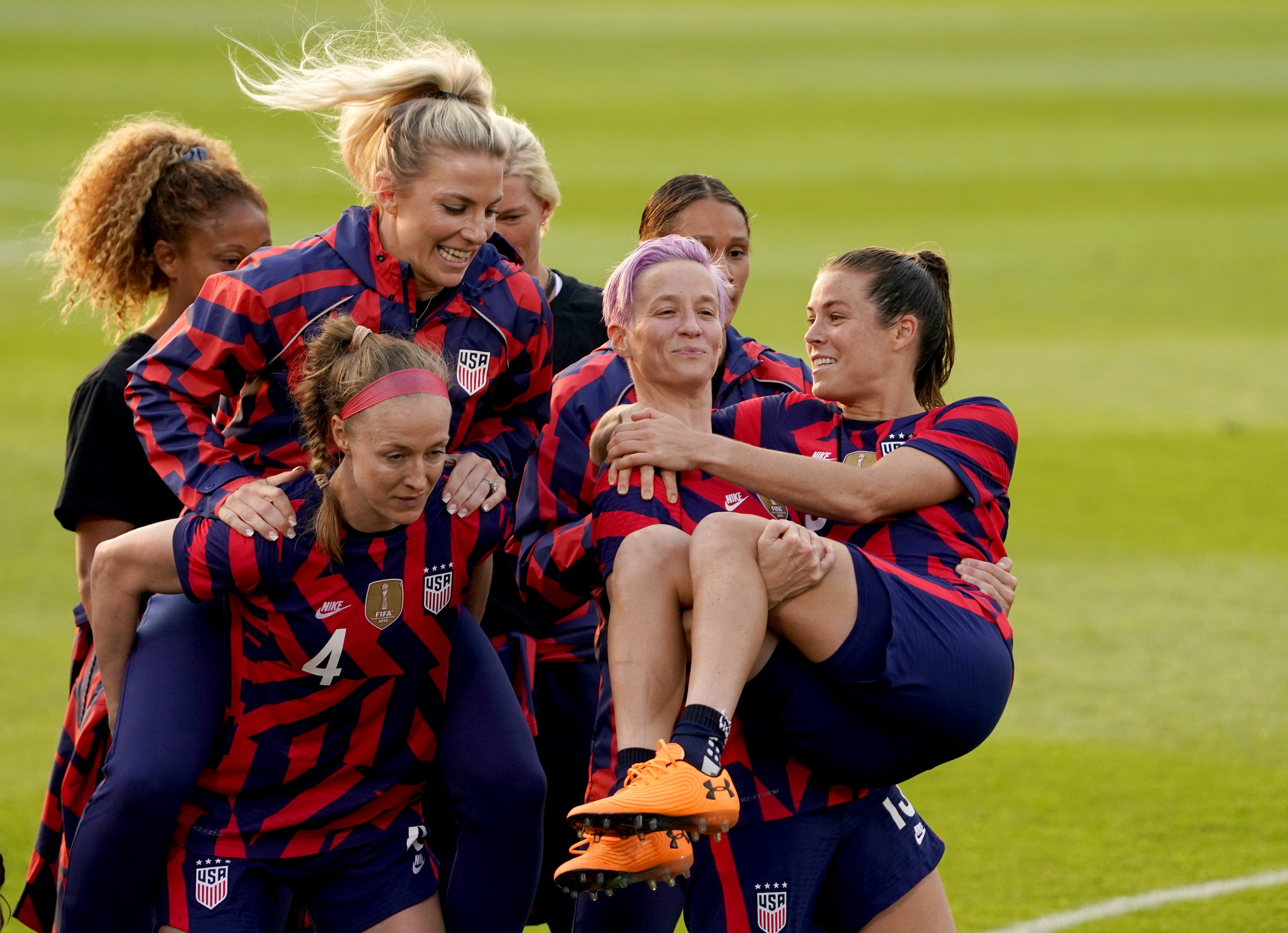 Uswnt Updates At 2021 Olympics Schedule Scores How To Watch On Tv