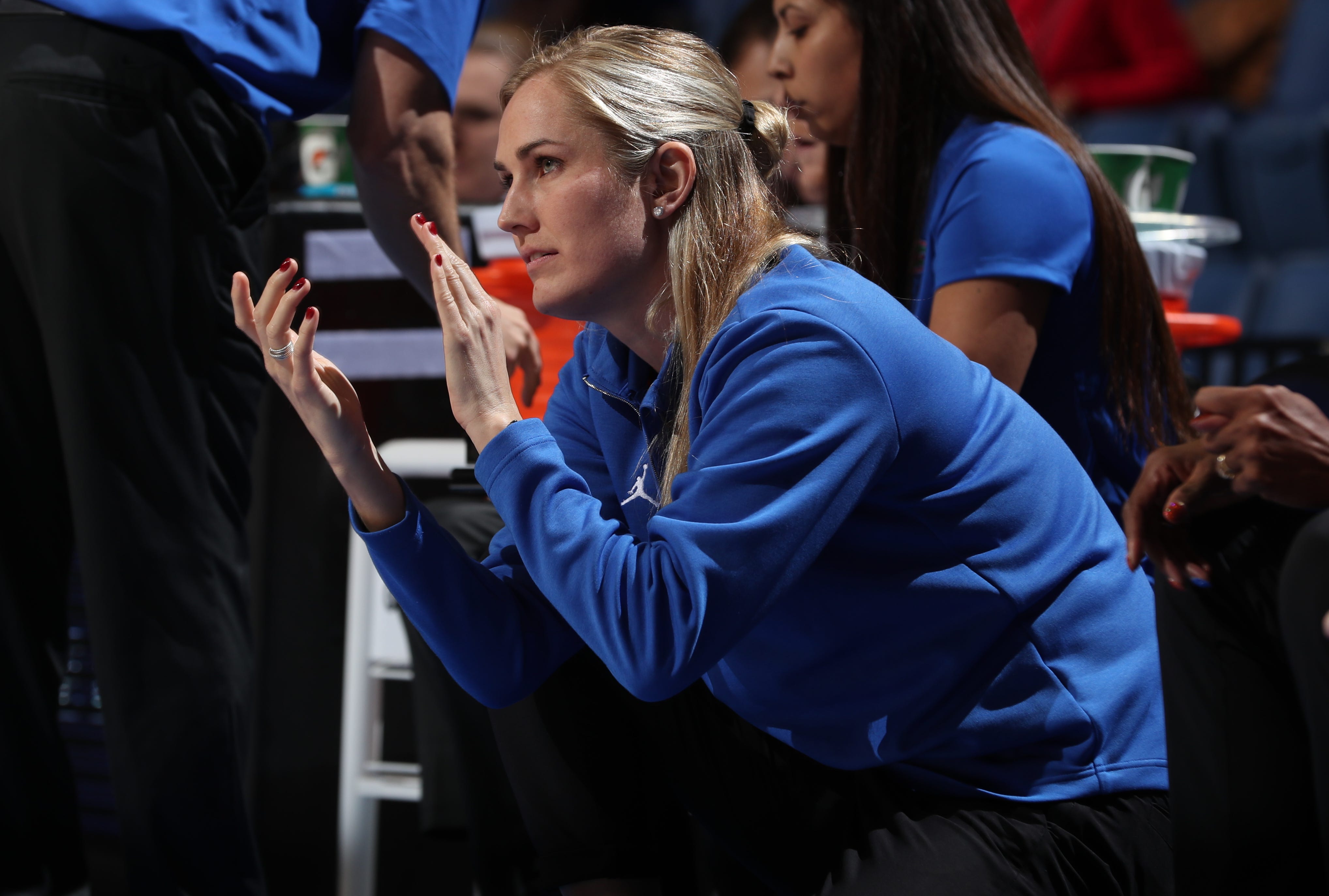 UF women's basketball: Newbauer steps down, interim Kelly Rae Finley to run  team in '21-22