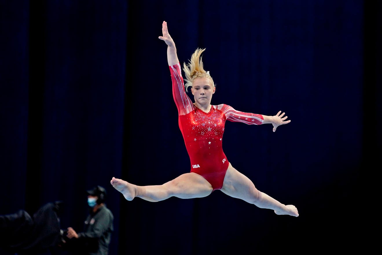 Jade Carey American gymnast wins gold on floor