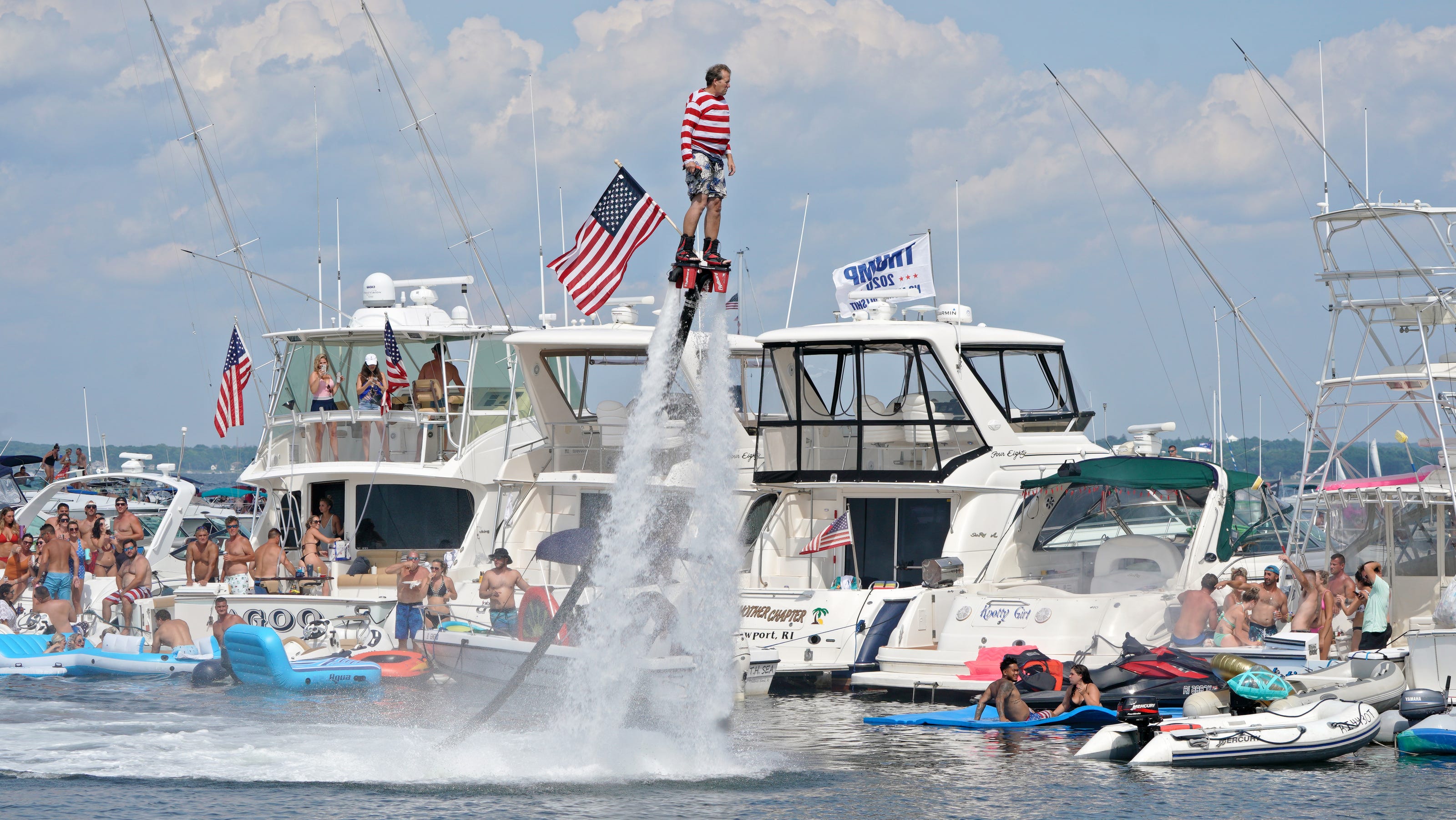 Aquapalooza draws more than 1,000 boats, keeps police busy