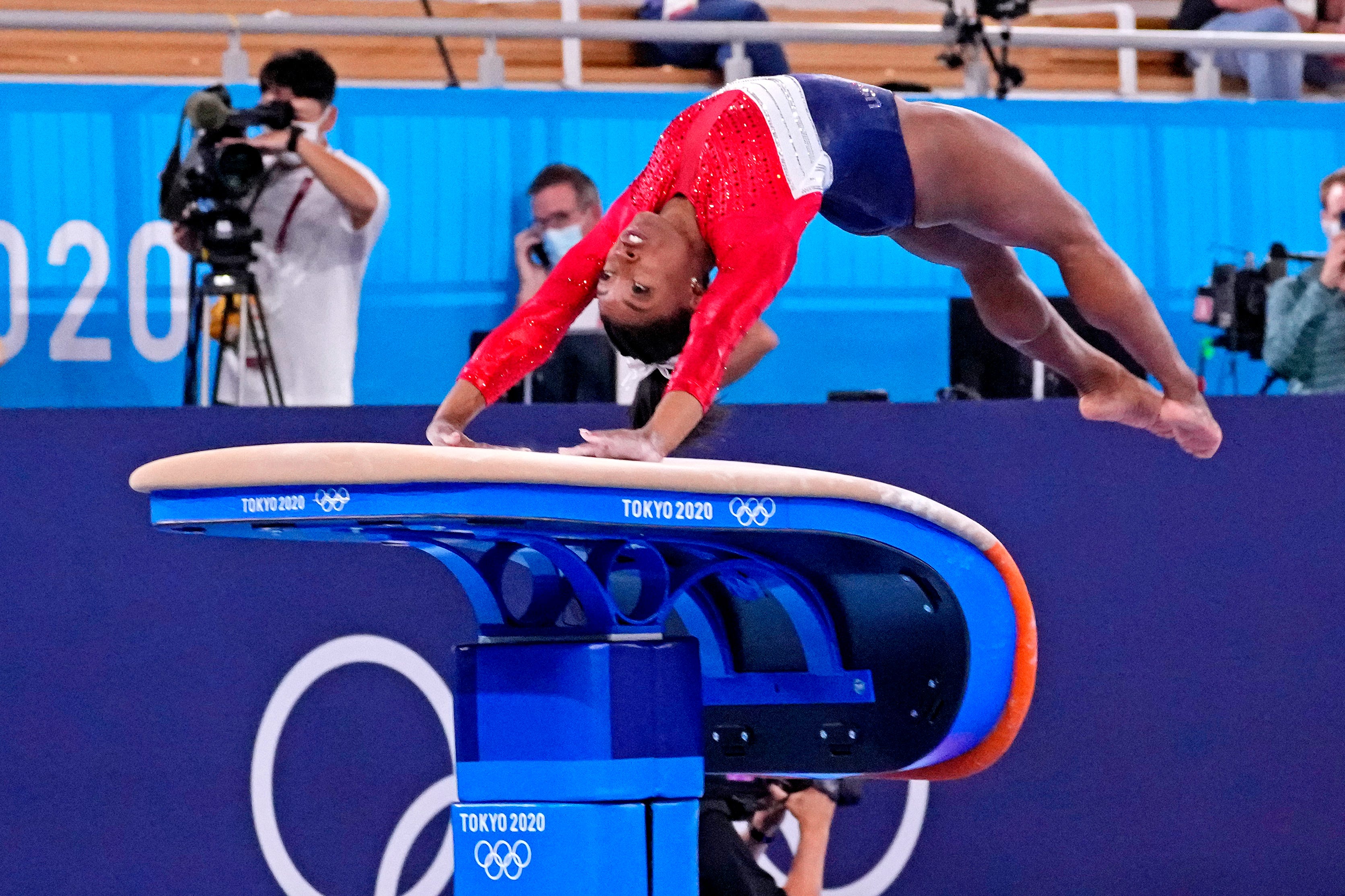 Photos show the moment Simone Biles dropped out of women's gymnastics