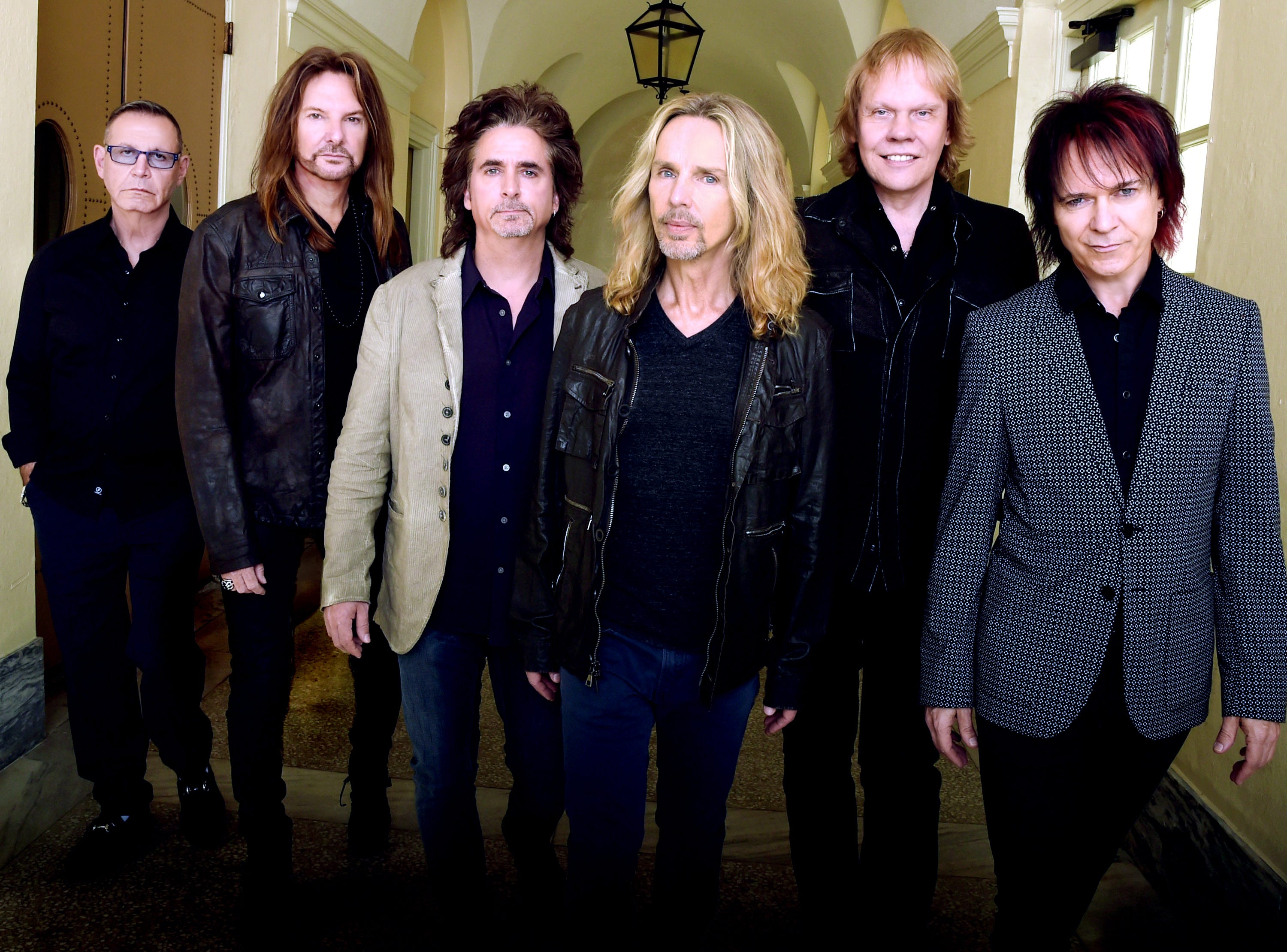 tommy shaw political affiliation