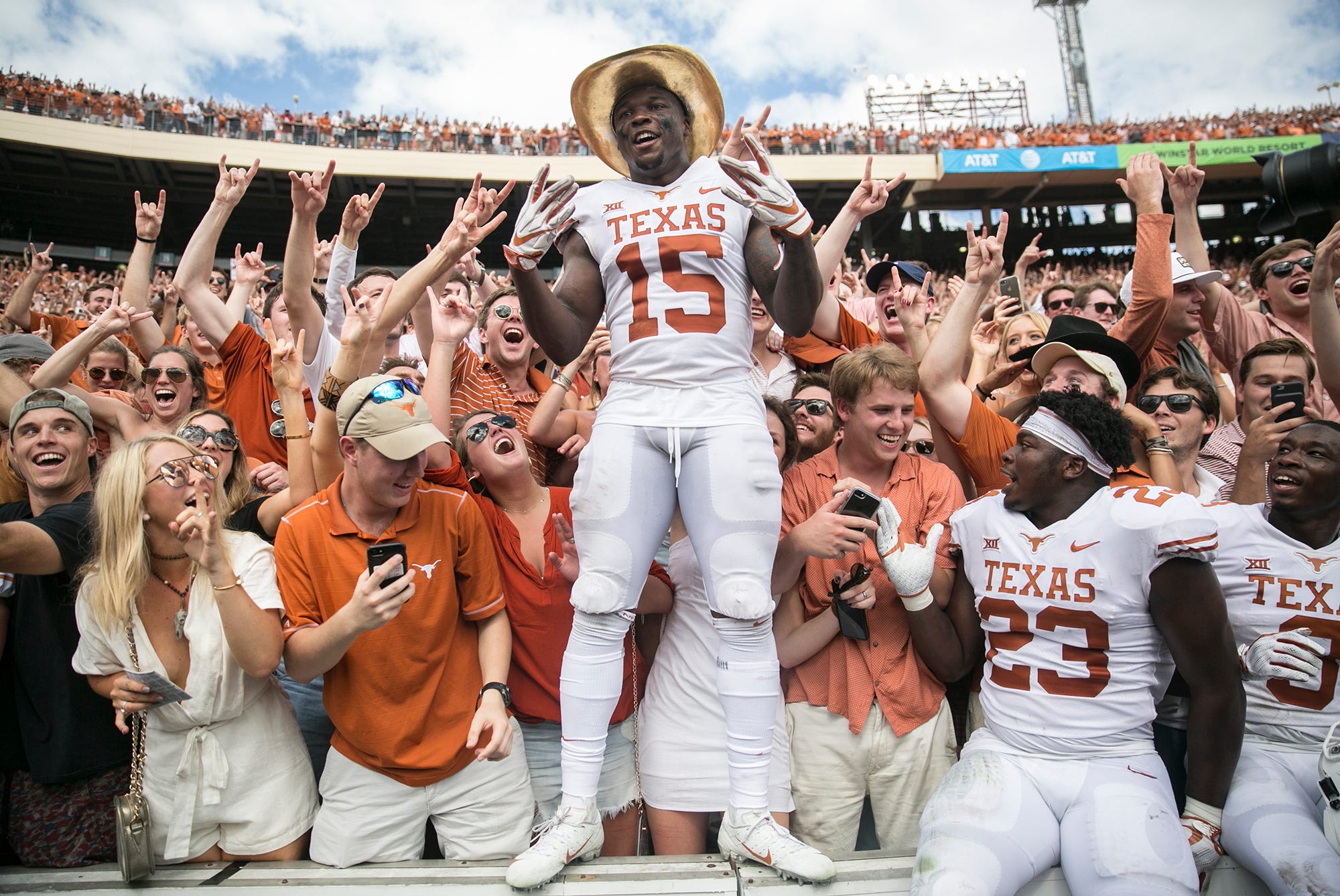 Texas hands OU historic loss in Red River Rivalry. Here are the numbers