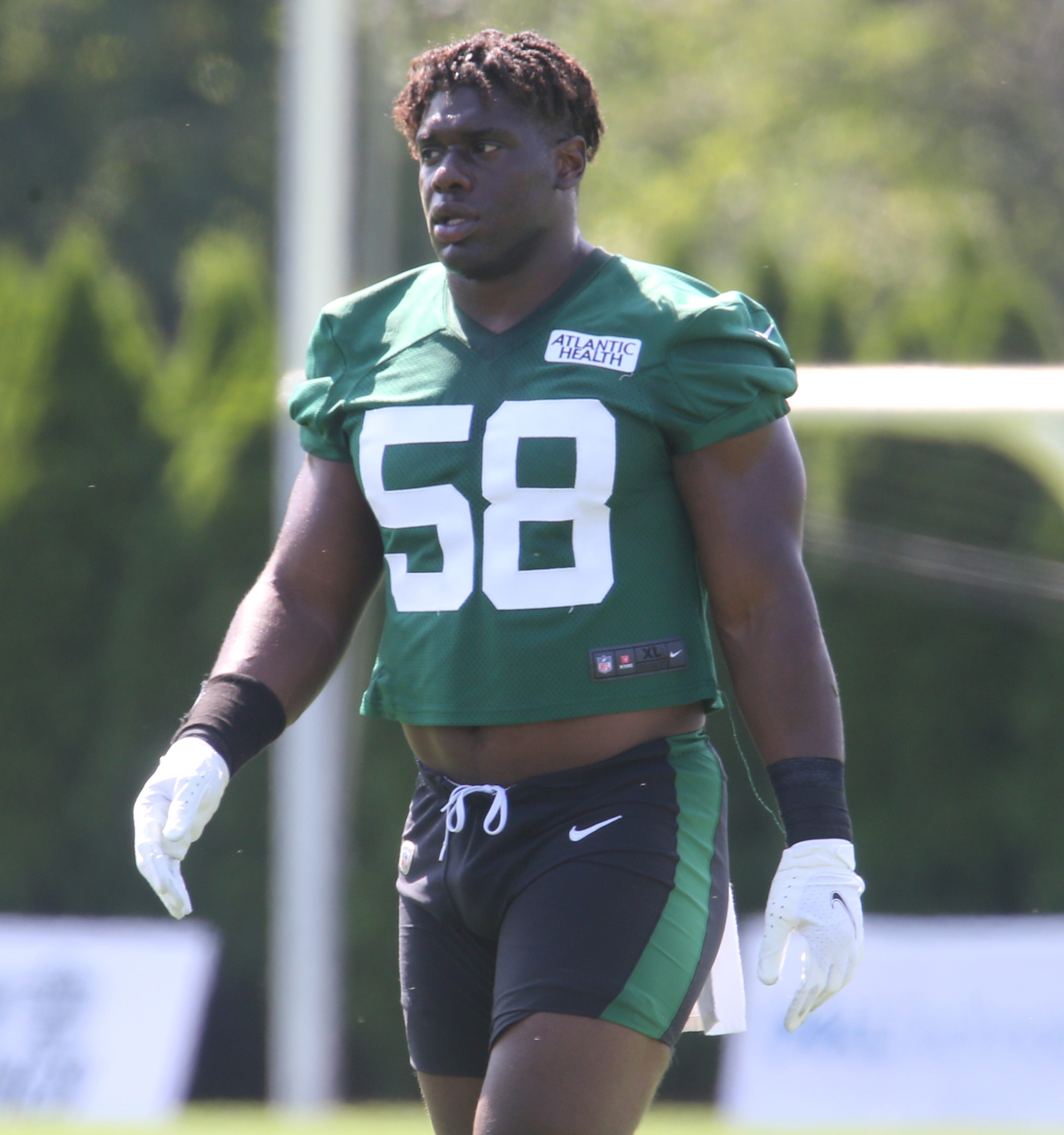 Ny Jets Carl Lawson Carted Off With Injury During Packers Joint Practice