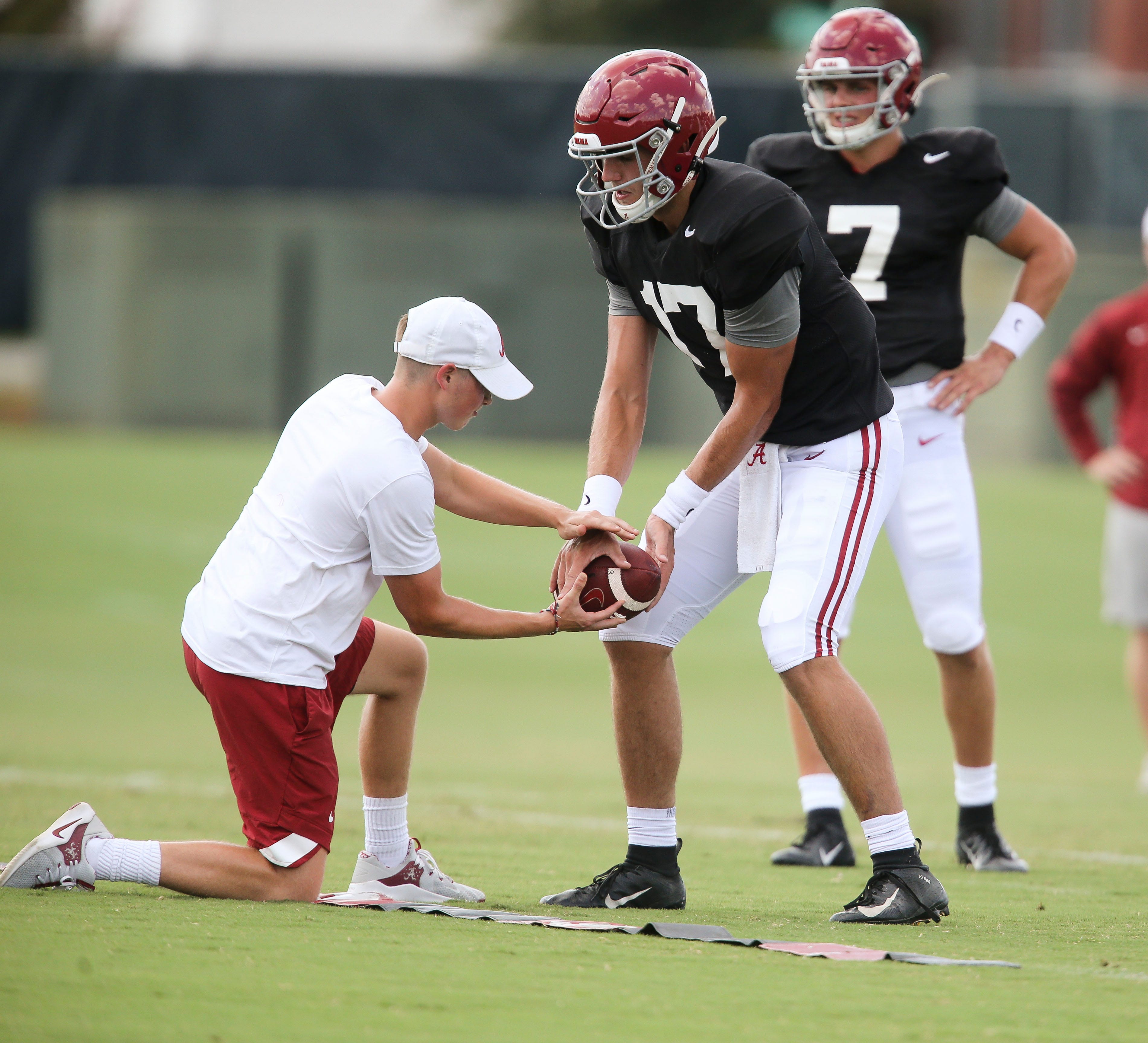 What We Saw From Alabama Football Linebacker Henry To'o To'o In Practice