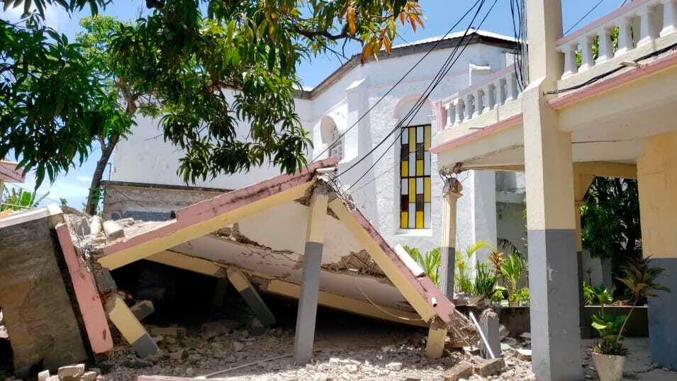 Earthquake in Haiti 2021: Support pours in after hundreds dead
