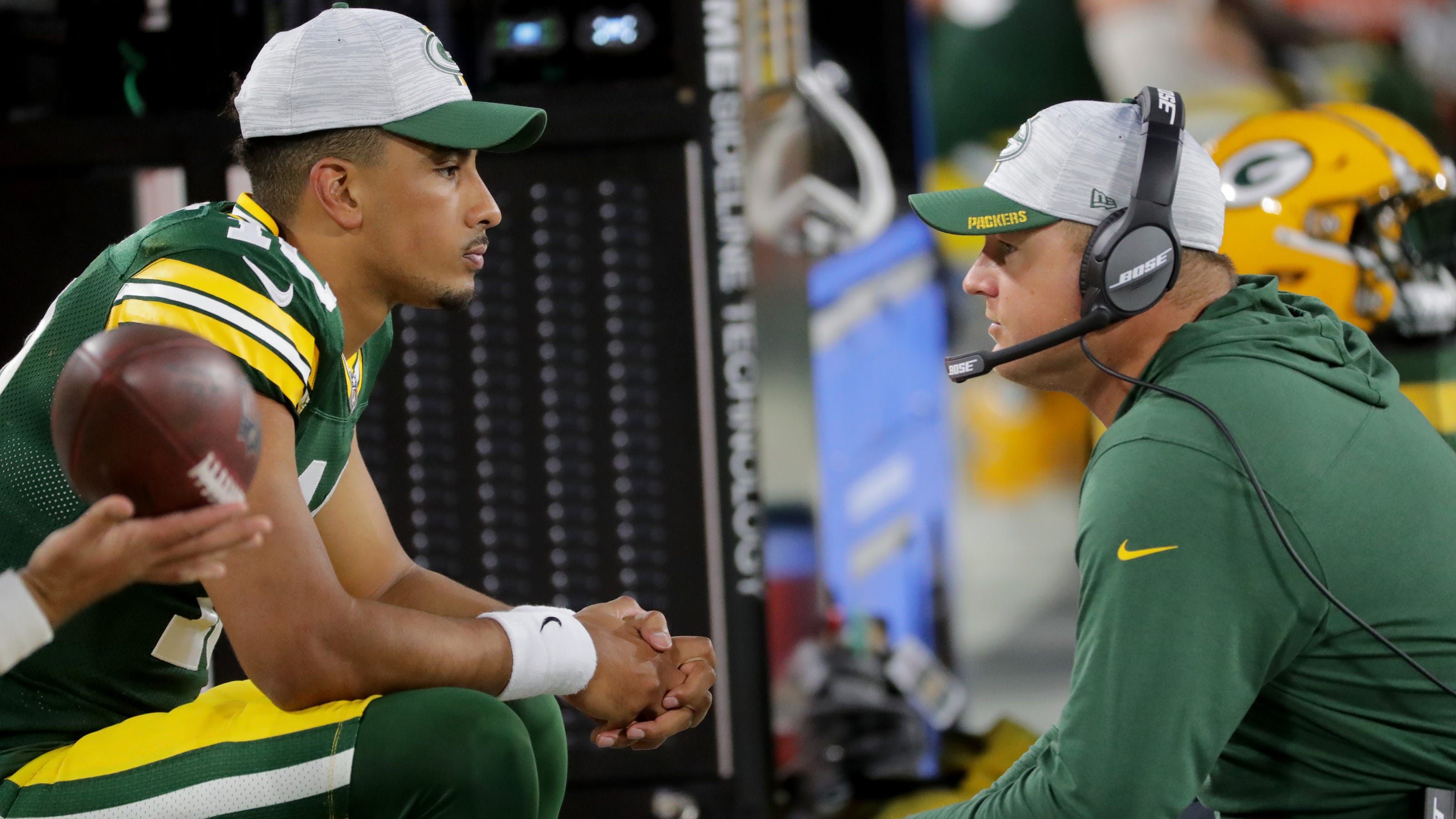 Jordan Love Packers QB's status uncertain after shoulder injury