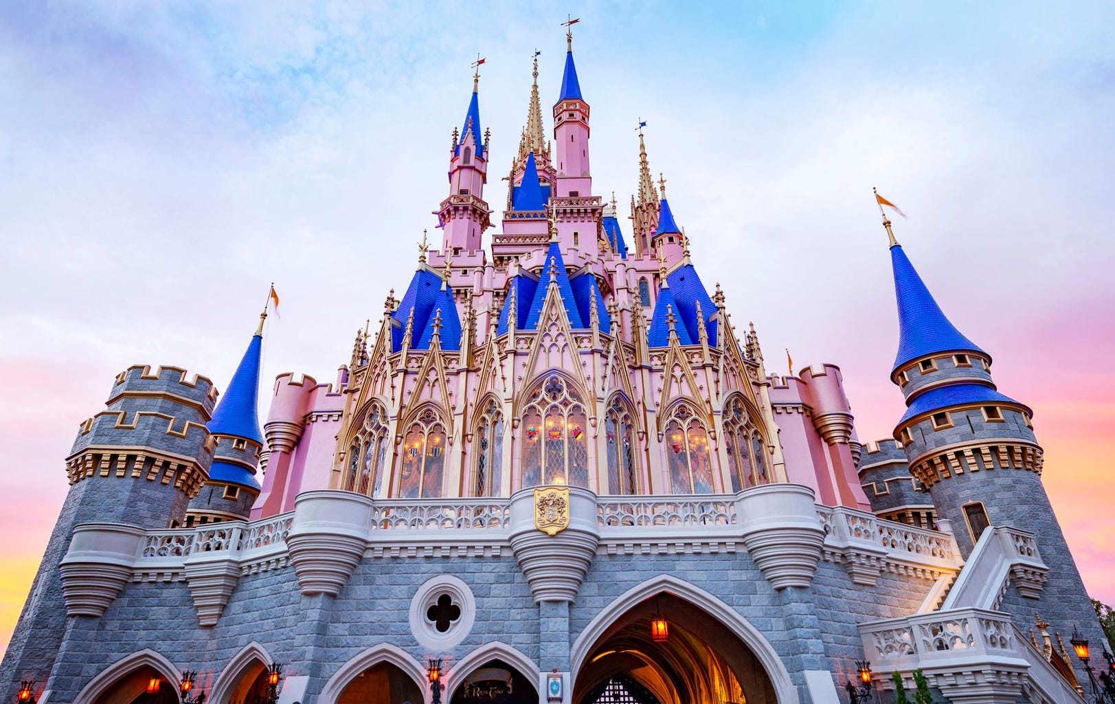 Kabelbaan hoesten Barcelona Disney World, Disneyland retiring FastPass, MaxPass systems for rides