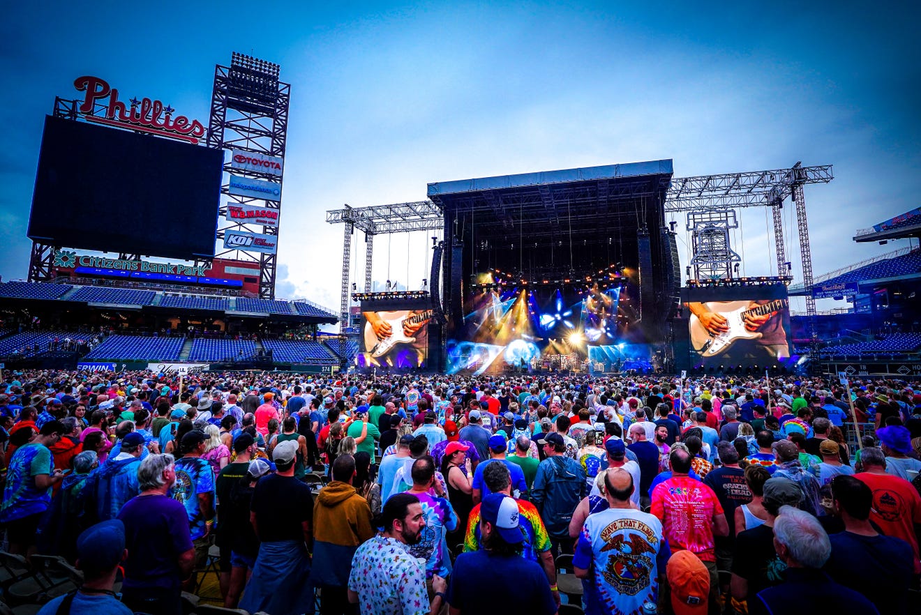 Dead and Company in Philadelphia Setlist, photos, review