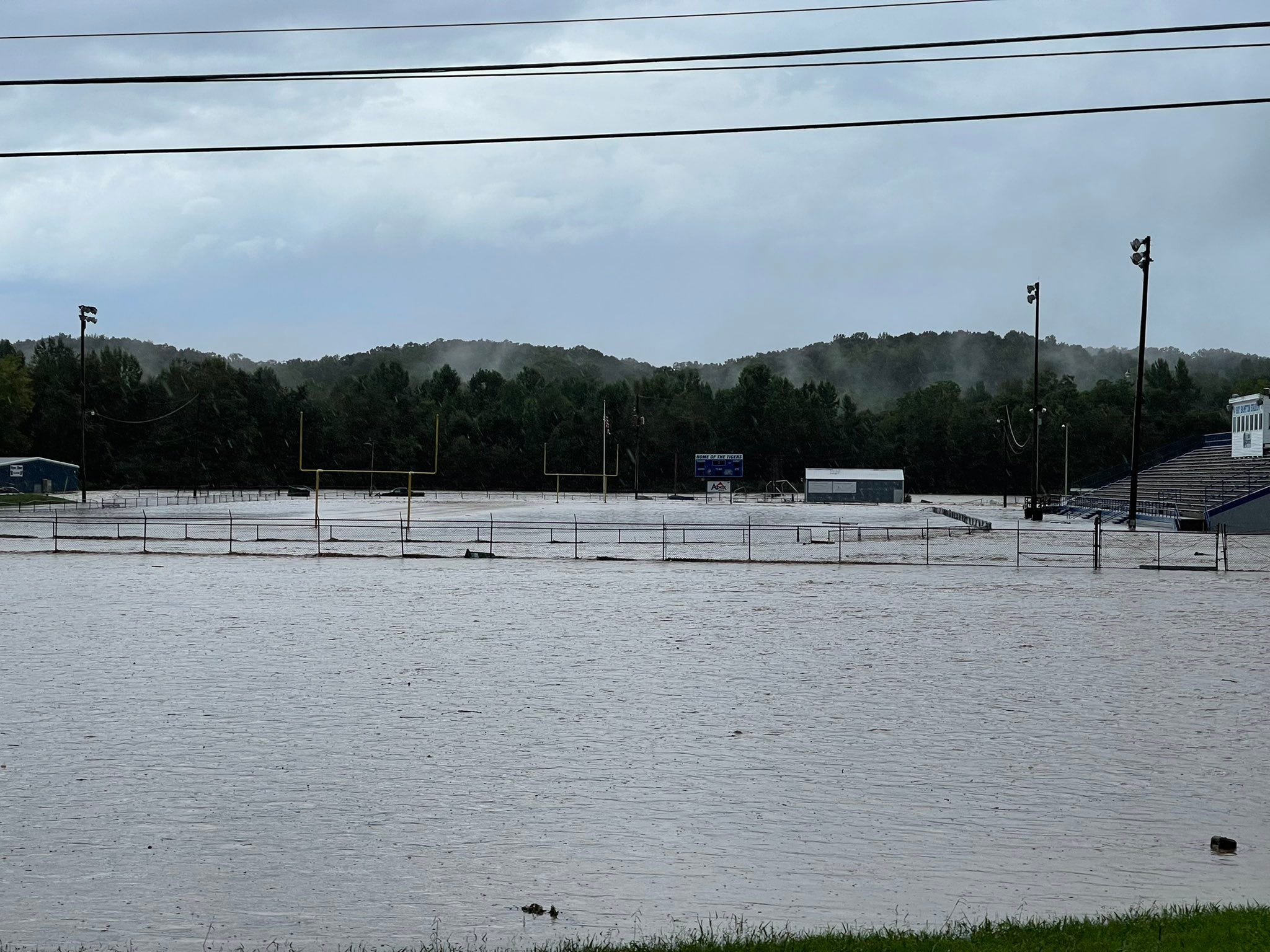 waverly tn flood