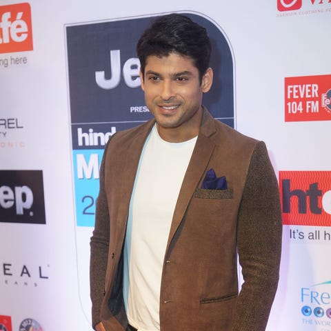 Sidharth Shukla walks red carpet during the HT Mum