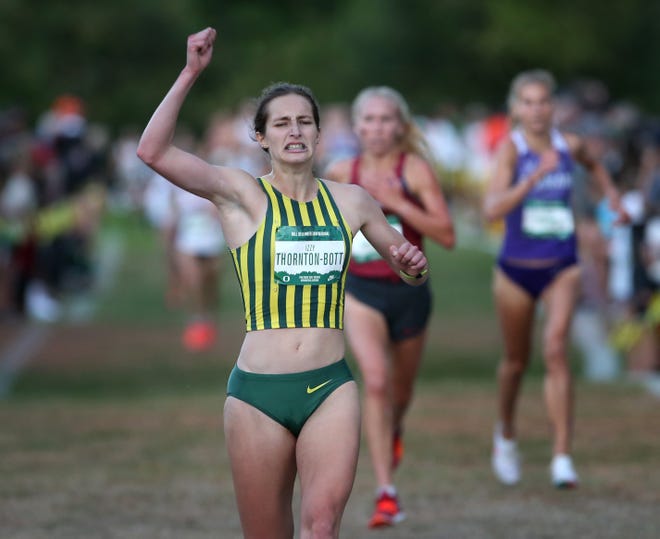 Oregon's Izzy ThorntonBott a winner in her NCAA cross country debut