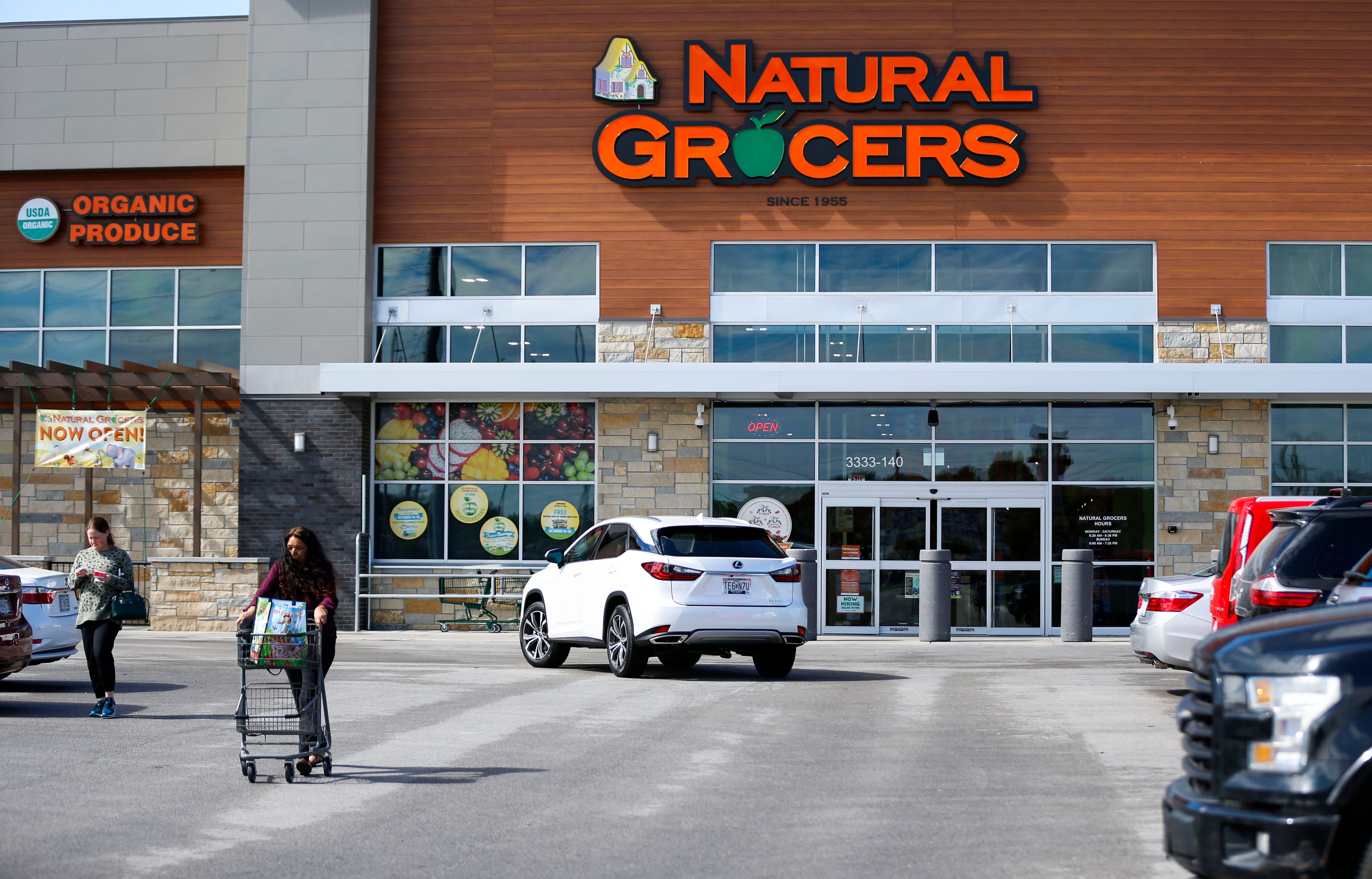 Organic grocery store Natural Grocers opens in south Springfield