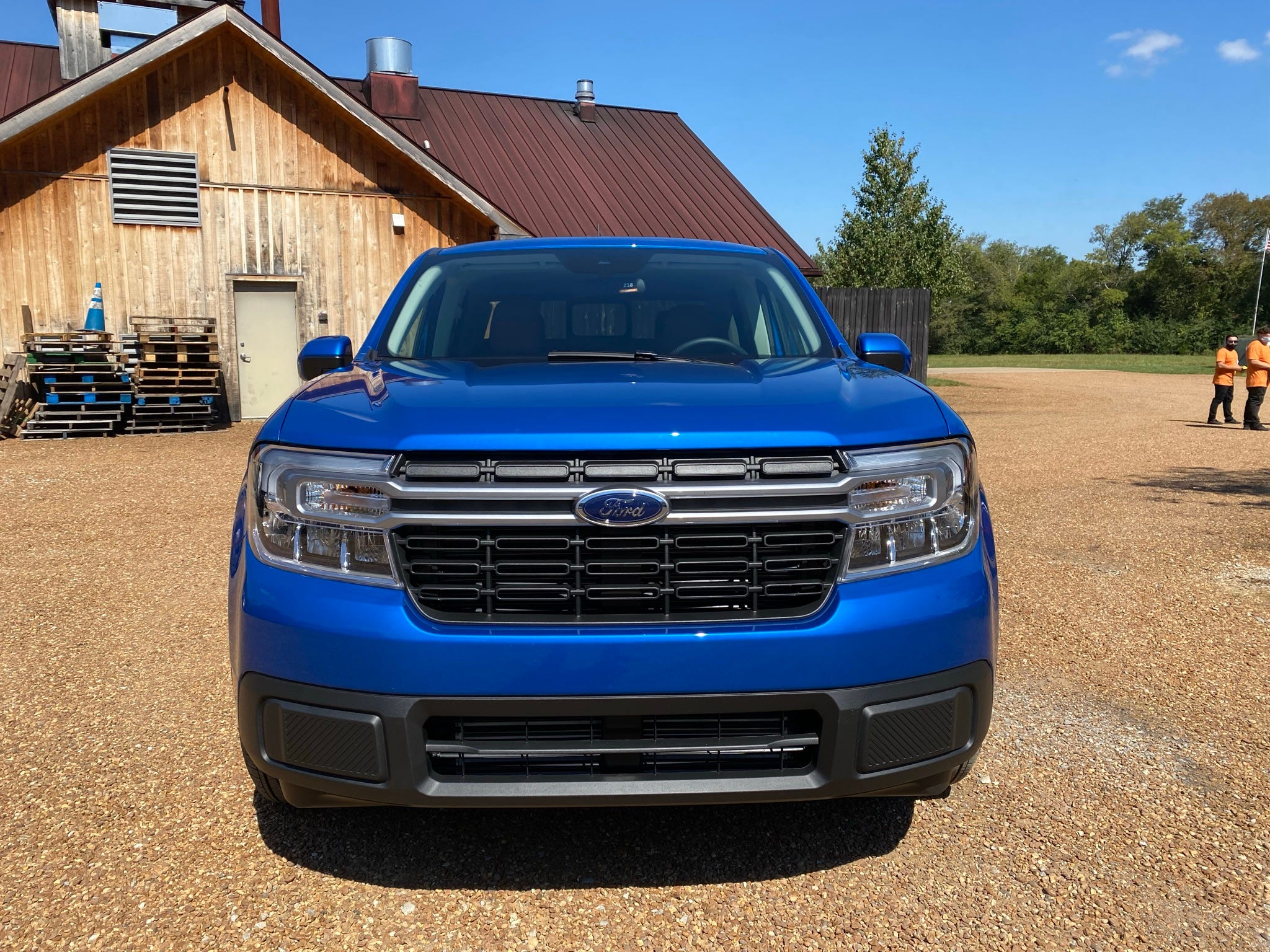 Ford Maverick hybrid pickup gets 42 mpg city, 37 mpg combined