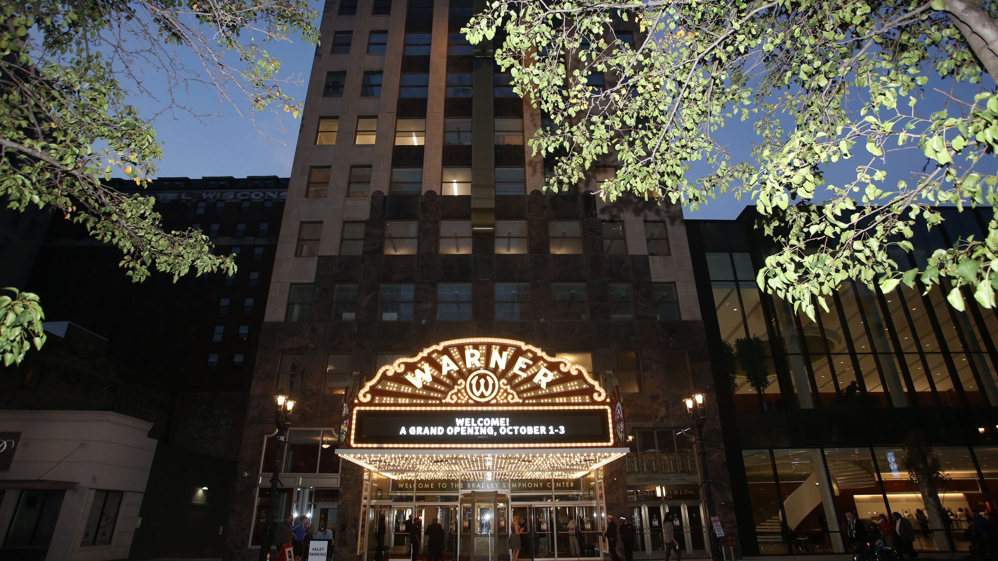 Warner Grand Theater is the new home for the Milwaukee Symphony