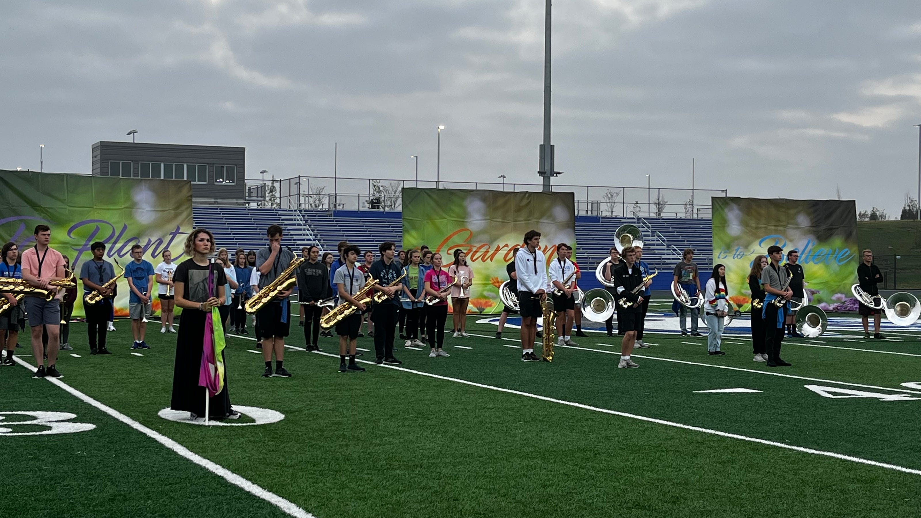 Waukee High School band prepare for 2022 Rose Parade performance