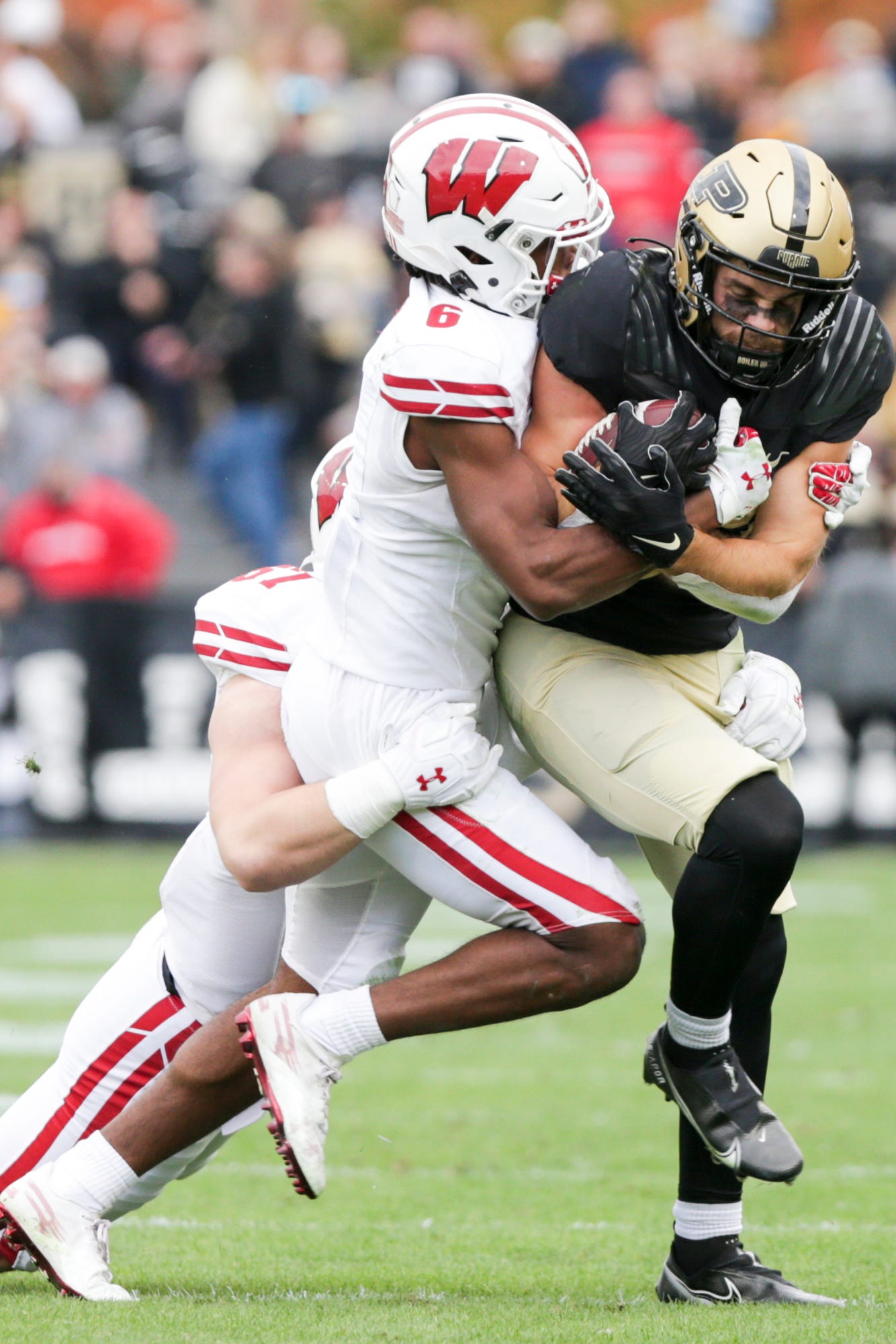 Wisconsin Defeats Purdue, Extends Winning Streak Over Boilermakers