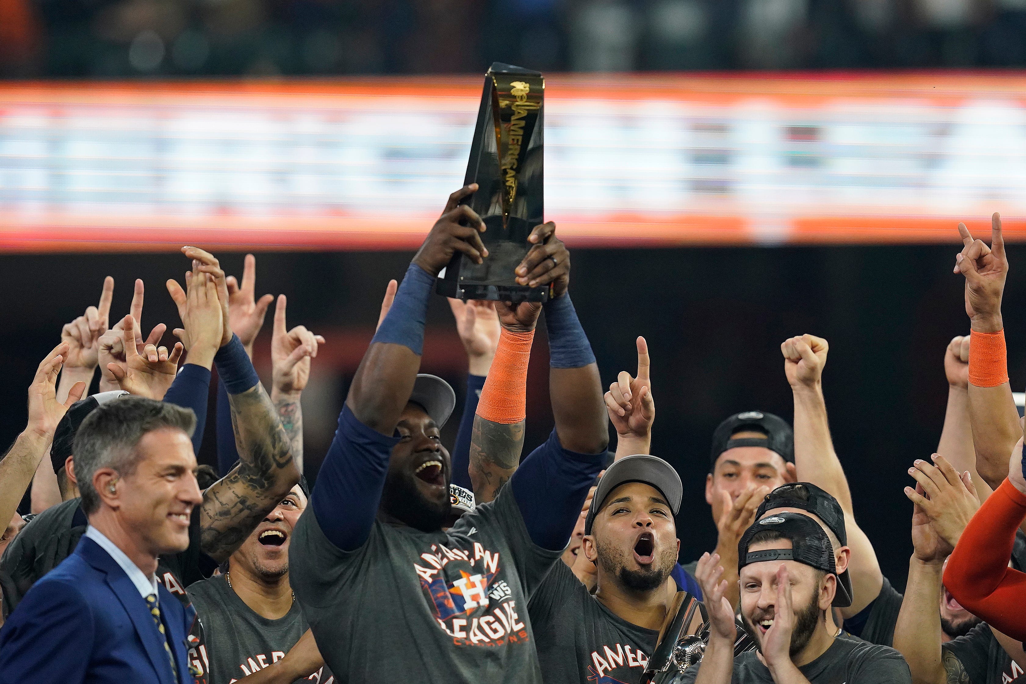 Astros' Yordan Álvarez Returns From Knee Surgery To Win ALCS MVP