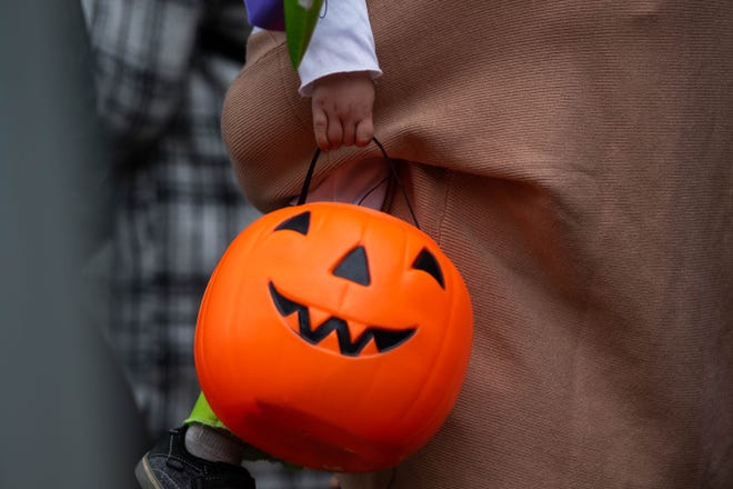 Official trick-or-treating hours announced along the lakeshore