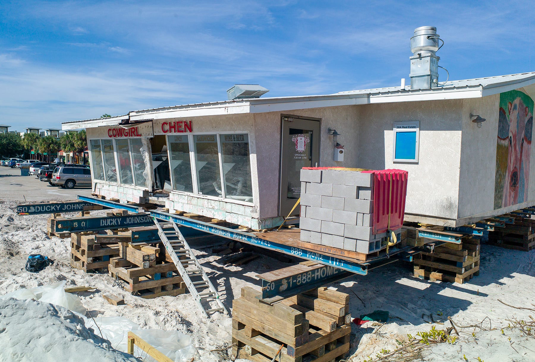 Seagrove Beach S Cowgirl Kitchen Is Moved To Blue Mountain Beach   9bed2c4b E1d3 4f89 8452 34feea304220 Cowgirl Kitchen1 