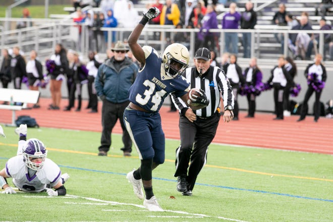 Section 9 football: Newburgh punches ticket to state tourney