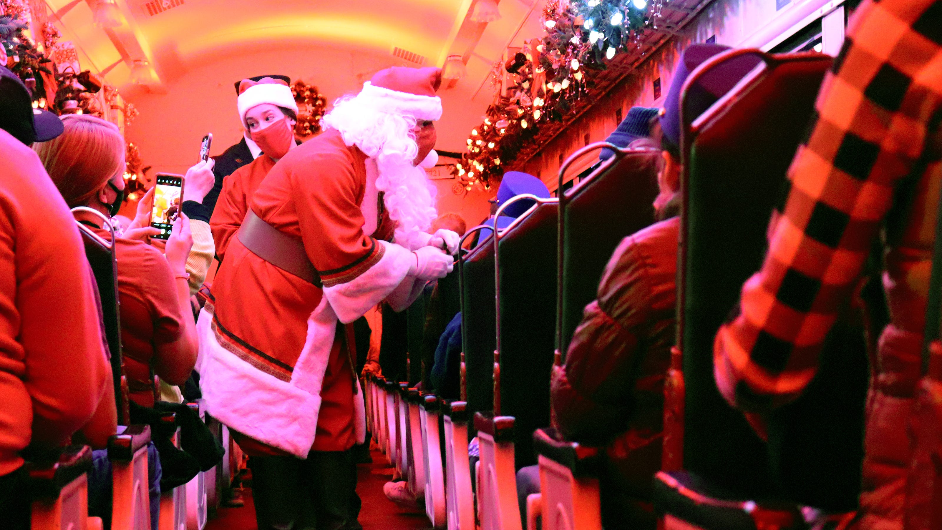'Polar Express' Train Ride back in OKC after COVID19 derailed it
