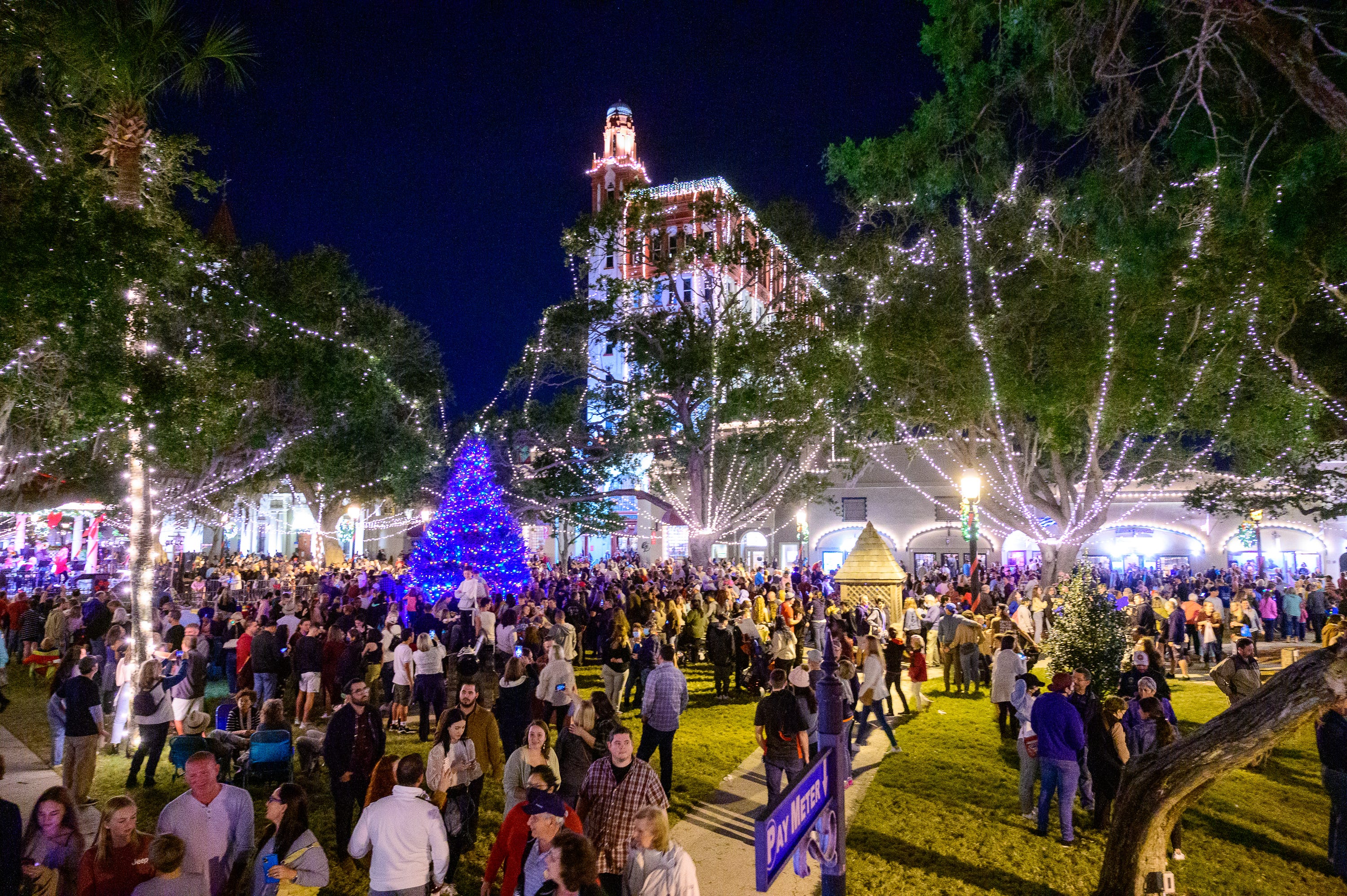 Best Christmas And Winter Holiday Events In St Augustine Florida   6fa0bdec 93aa 4067 90ed Ed134df65b60 FL SAR 11202021 Nightsoglights 9 